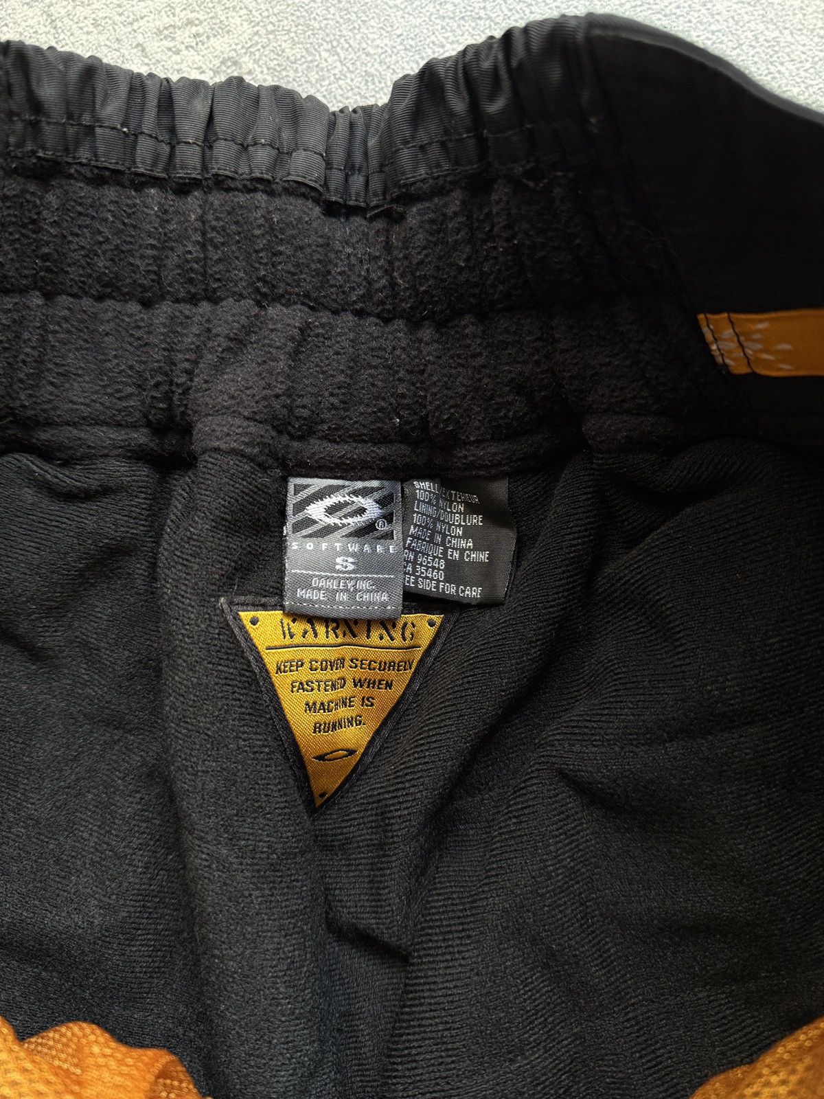 Oakley vintage 90s oakley ski pants rare gorpcore streetwear Size US 32 / EU 48 - 12 Thumbnail