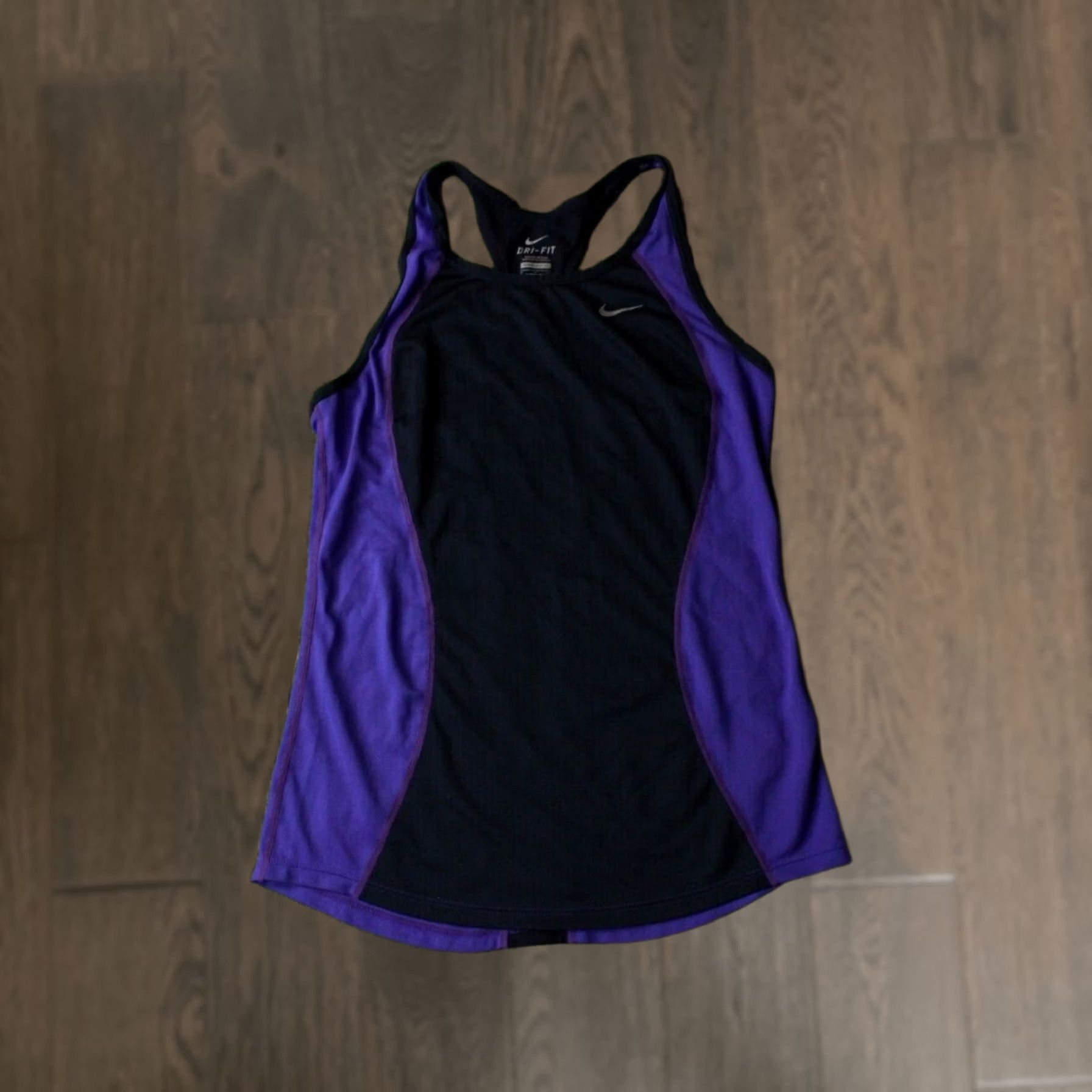 Nike NIKE DRI-FIT ORIGINAL RUN RUNNING WOMEN VEST SHIRT S violet and navy blue sleeveless jersey jersey size S Women Running Training Nike Shirt Size S / US 4 / IT 40 - 1 Thumbnail