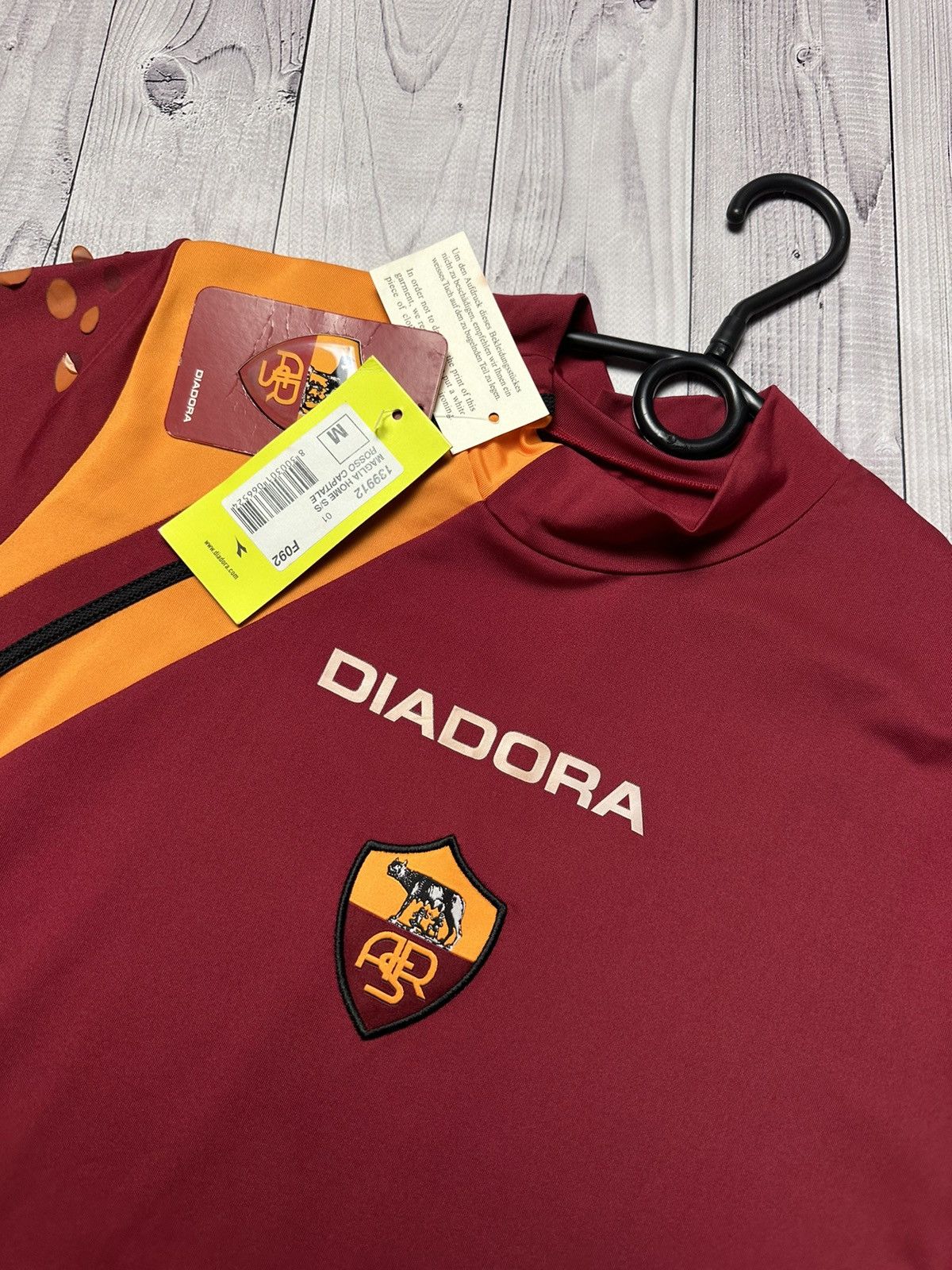 Diadora Vintage AS Roma soccer jersey size M Diadora new! Size US M / EU 48-50 / 2 - 4 Thumbnail
