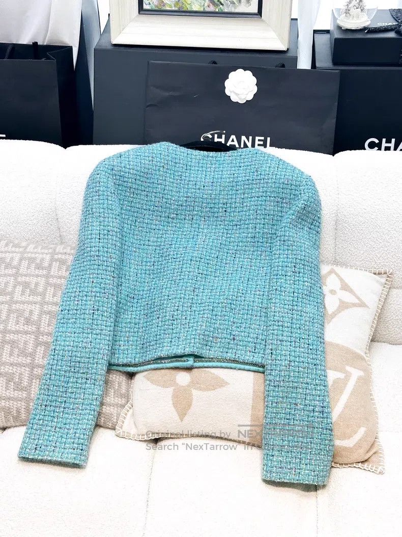 Chanel Chanel 25A Handicraft Workshop Lake Blue Colour Woven Twee Size XS / US 0-2 / IT 36-38 - 3 Thumbnail