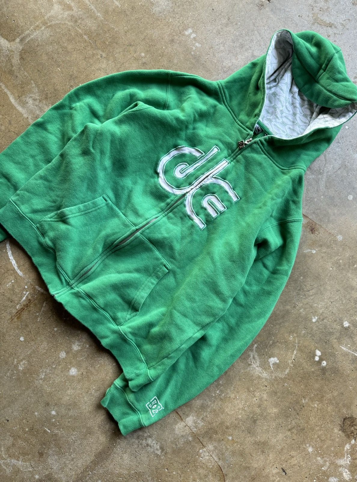 DC × Vintage Vinatge Y2K DC Skateboards Zip Up Size US L / EU 52-54 / 3 - 2 Thumbnail