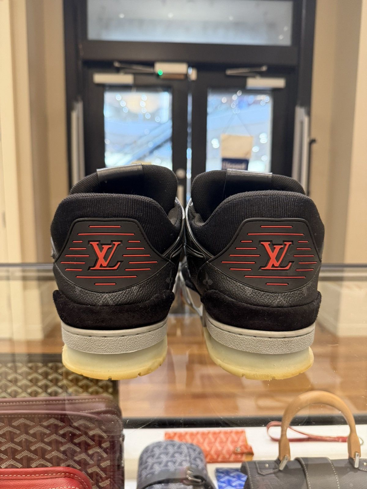 Louis Vuitton Louis Vuitton Monogram Leather Trainer Sneaker - Black/Red Size US 10.5 / EU 43-44 - 5 Thumbnail