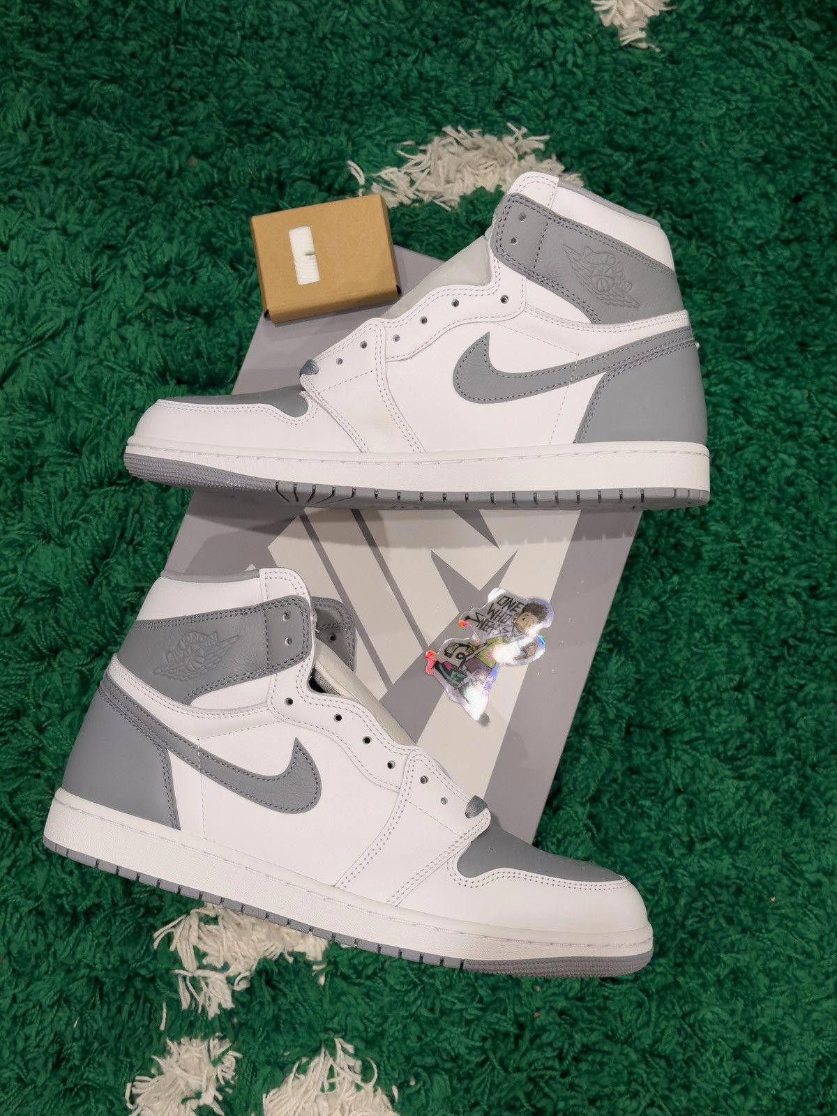Jordan Brand Jordan 1 Retro High OG Stealth Size US 12 / EU 45 - 3 Thumbnail