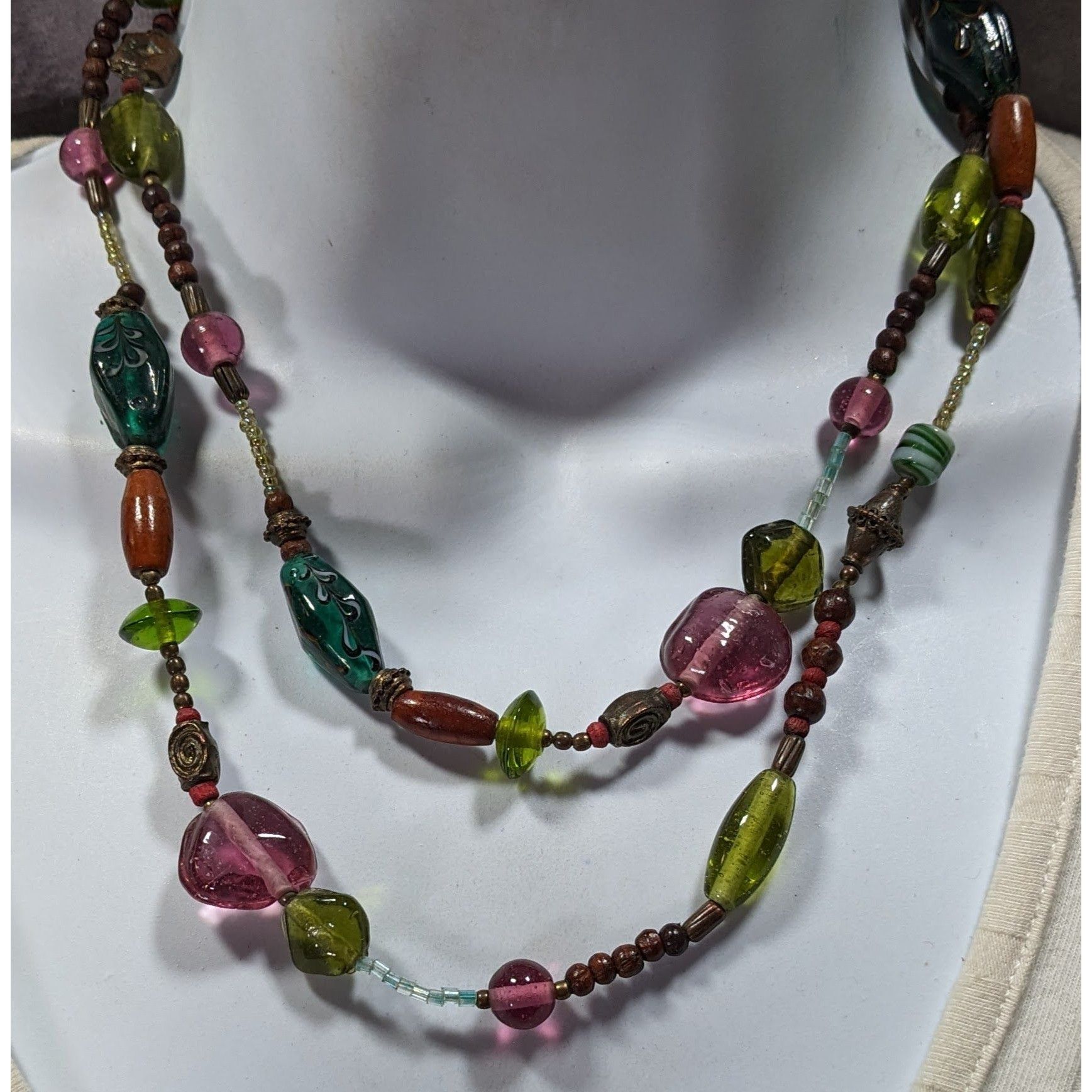 Handmade Handmade Cottagecore Pink And Green Layered Glass Beaded Nec Size ONE SIZE - 4 Thumbnail