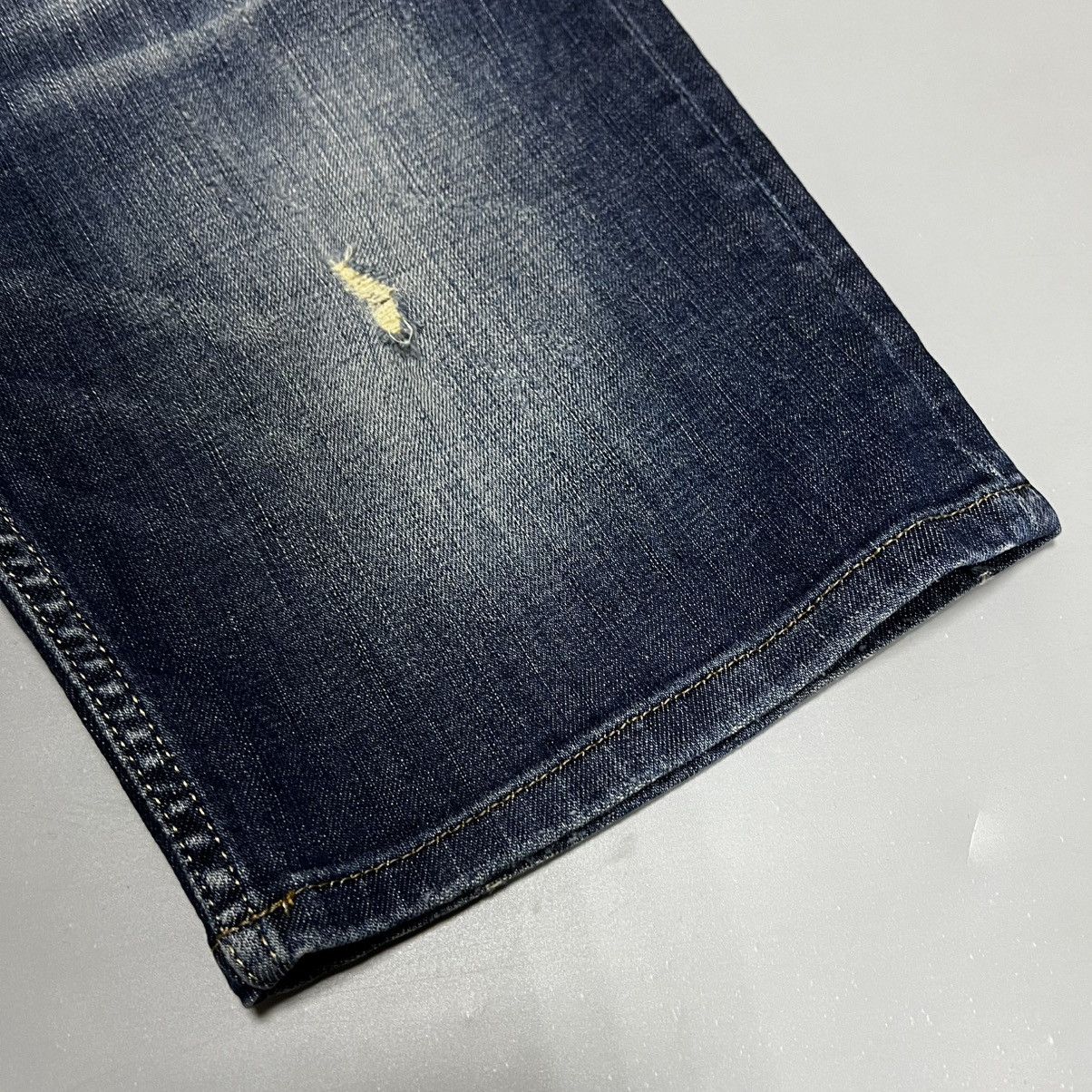 Dsquared2 × Vintage Dsquared Blue Shorts Vintage Size US 30 / EU 46 - 11 Thumbnail