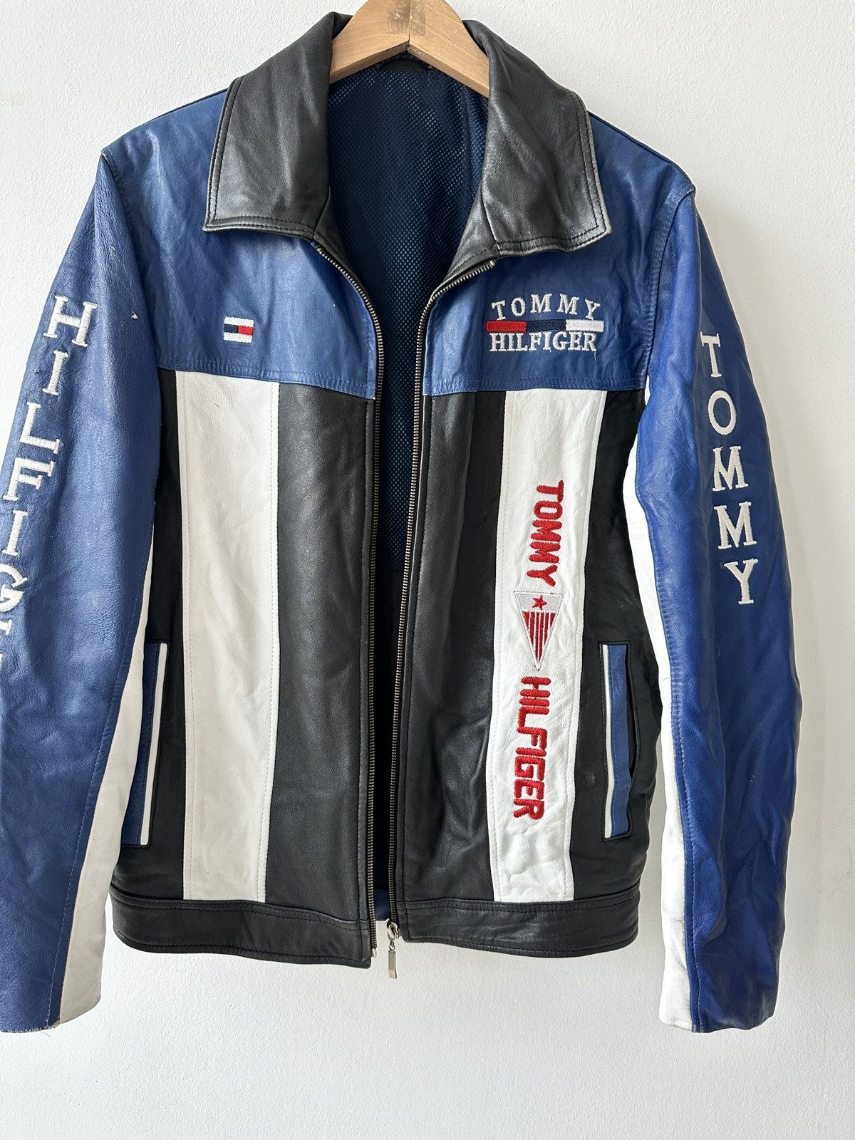 Tommy Hilfiger × Vintage Vintage Tommy Hilfiger Faded Racing Biker Jacket Size US M / EU 48-50 / 2 - 7 Thumbnail