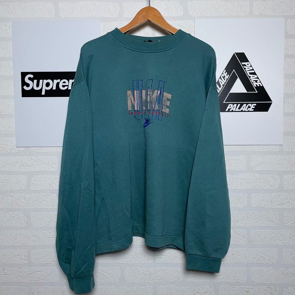 Nike 90’S Vintage Sweatshirt Nike Streetwear RARE Size US XL / EU 56 / 4 - 1 Thumbnail