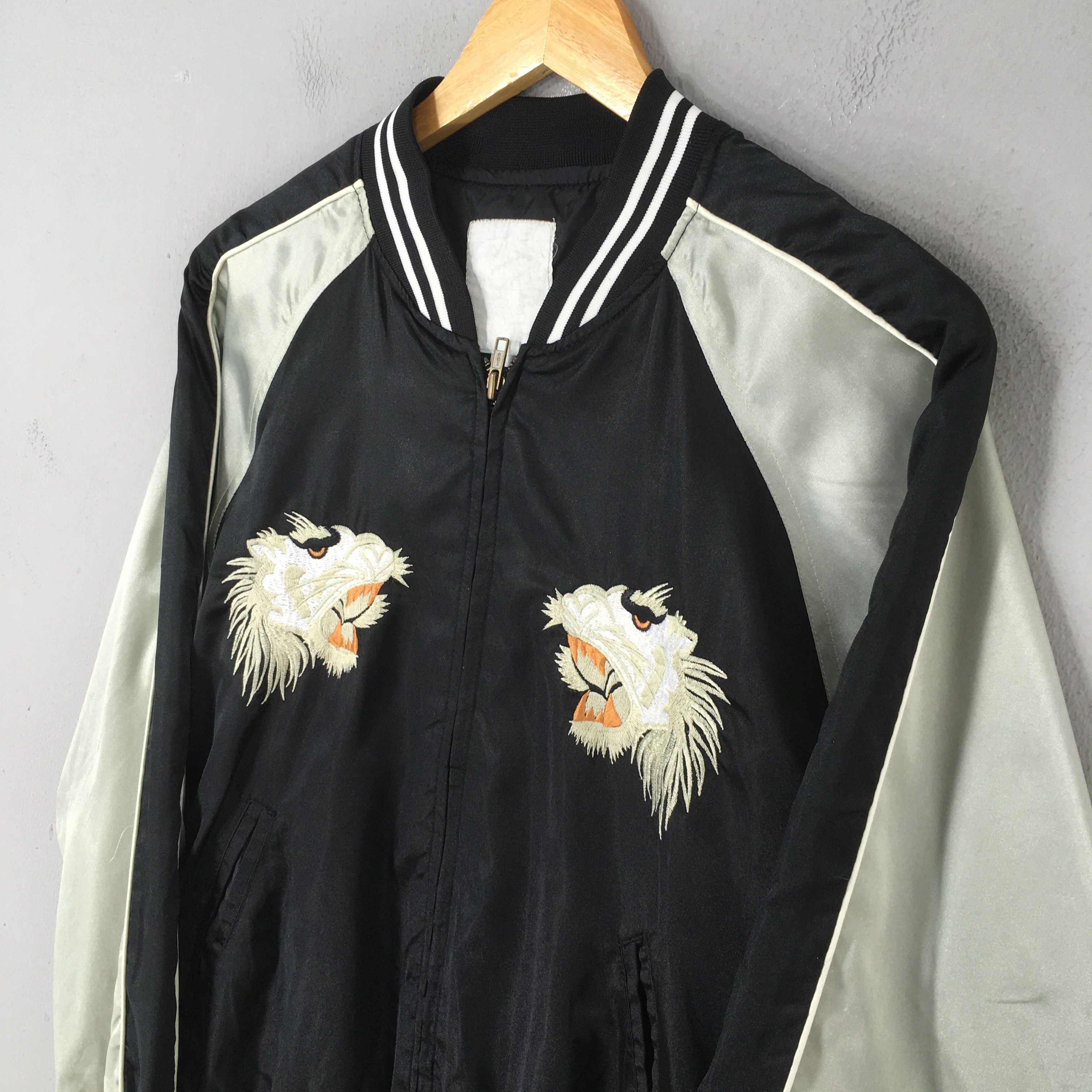 Japanese Brand Vintage Sukajan Souvenir Tiger Head Bomber Jacket M Size US M / EU 48-50 / 2 - 3 Thumbnail