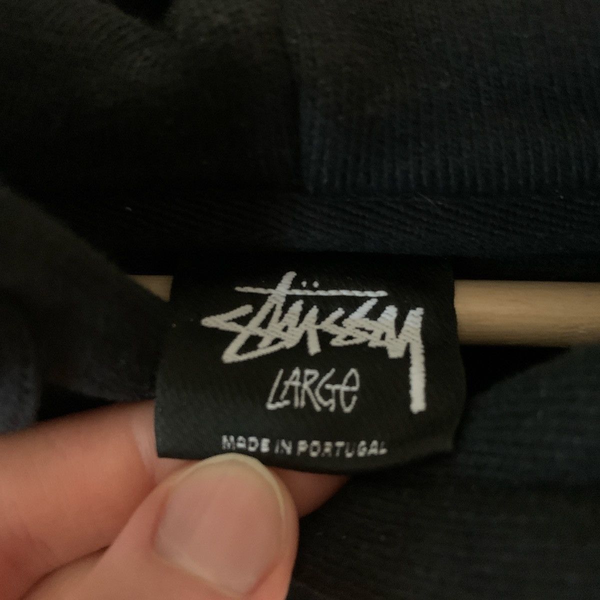 Stussy Rare Black Stüssy hoodie “International Laguna California” Size US L / EU 52-54 / 3 - 3 Thumbnail