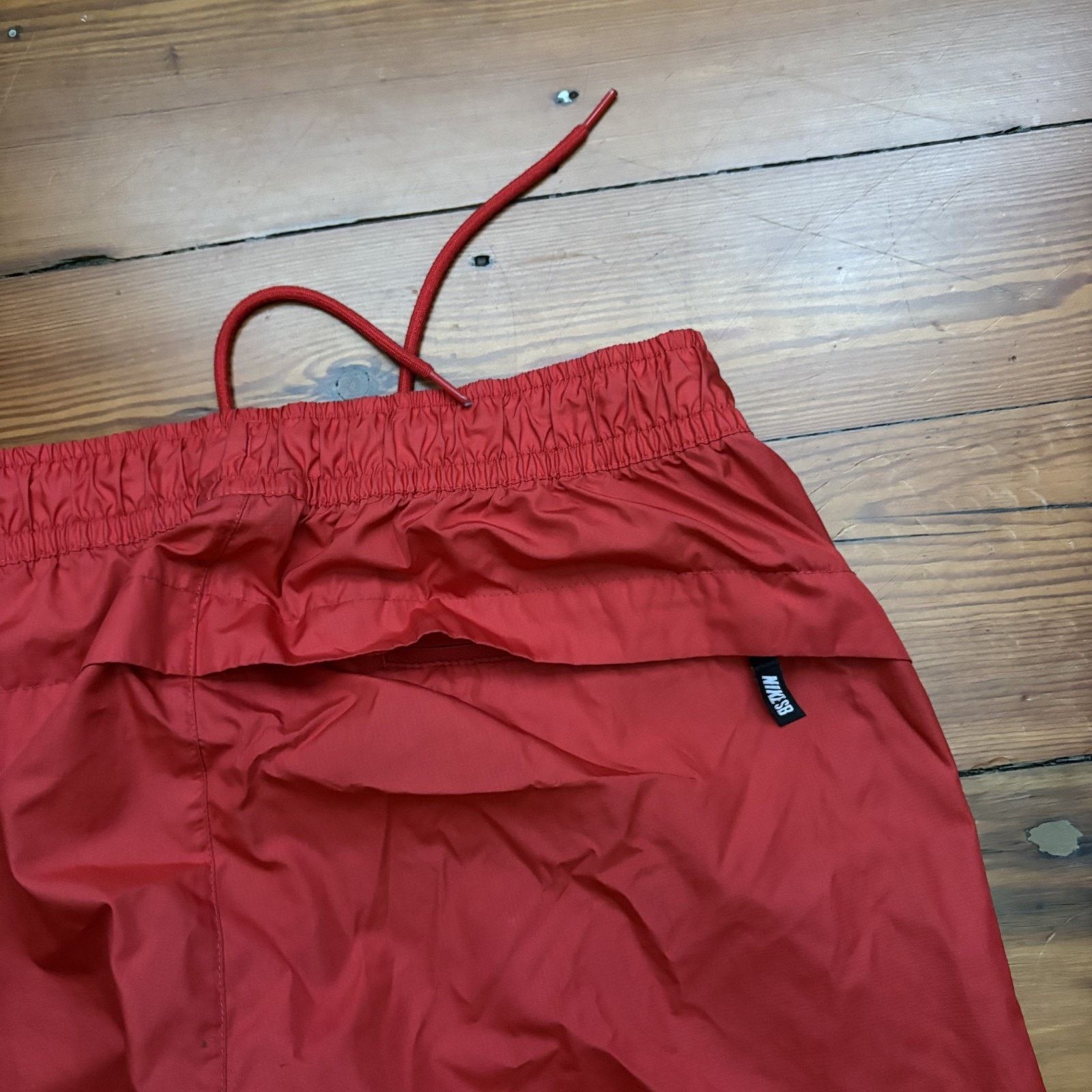 Nike Nike SB Track Pants Men's Size S Skateboarding Red 32x28 Size US 32 / EU 48 - 9 Thumbnail