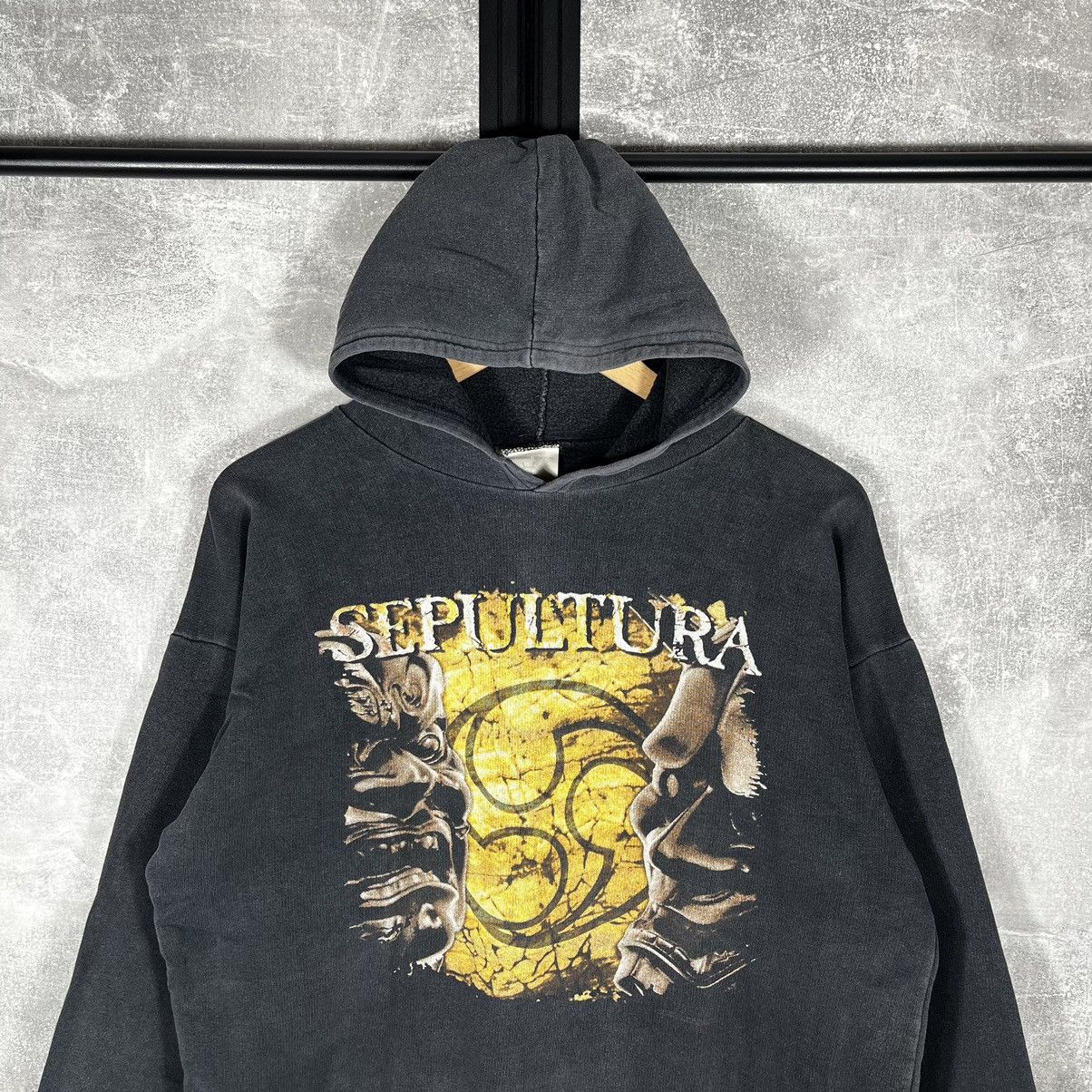 Band Tees SEPULTURA 90S VINTAGE MASK HOODIE SWEATSHIRT AGAINST Size US XL / EU 56 / 4 - 3 Thumbnail
