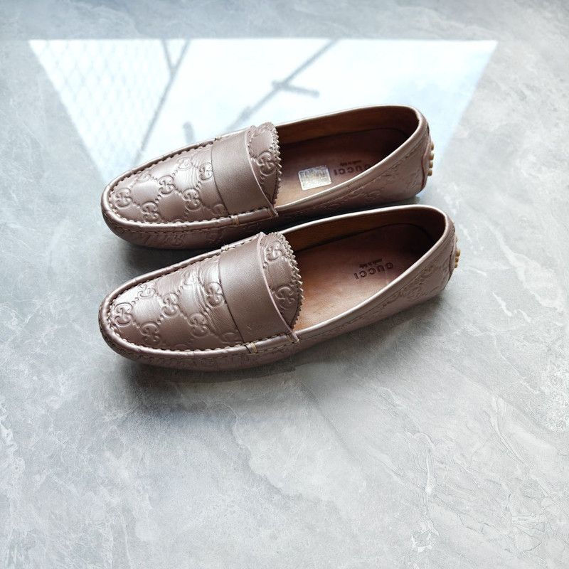 Gucci Gucci Loafers in Soft Pink 0079 Size US 7.5 / EU 40-41 - 1 Thumbnail