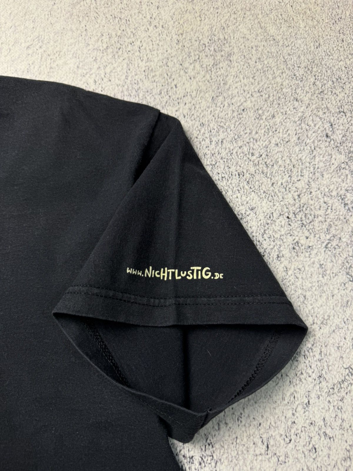 Vintage Vintage NichlusTig Black T-shirt 2005 Size US M / EU 48-50 / 2 - 10 Thumbnail