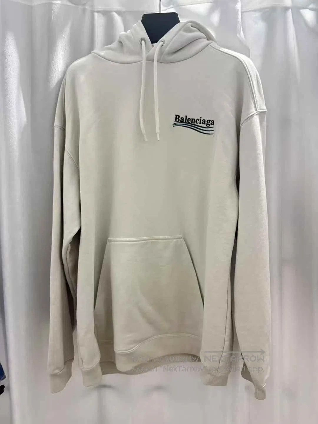 Balenciaga Balenciaga White Coca-Cola Embroidered Logo Hoodie Sweatsh Size US XS / EU 42 / 0 - 1 Thumbnail