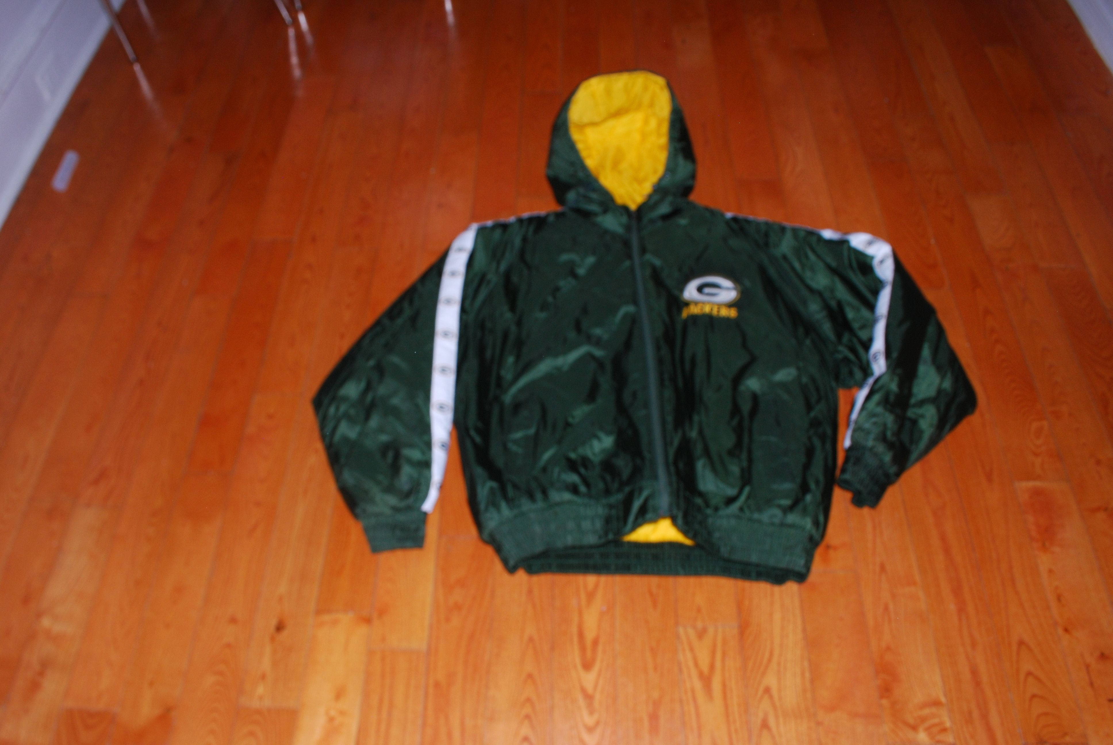 NFL Vintage Game Day Greenbay Packers Puffer Coat from 1990's Size US XXL / EU 58 / 5 - 2 Thumbnail