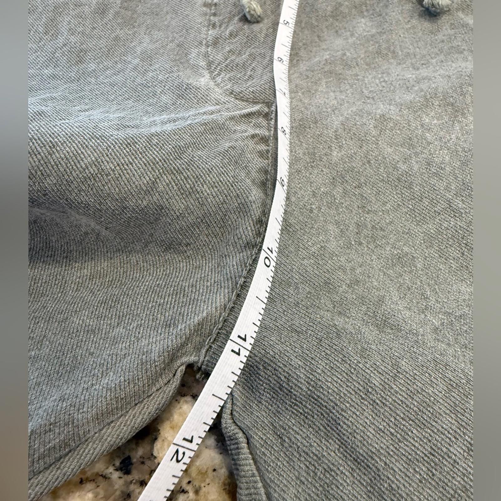 Other Morie’s Boutique gray jeans embroidered embellished SZ S/M Size 30" / US 8 / IT 44 - 9 Thumbnail