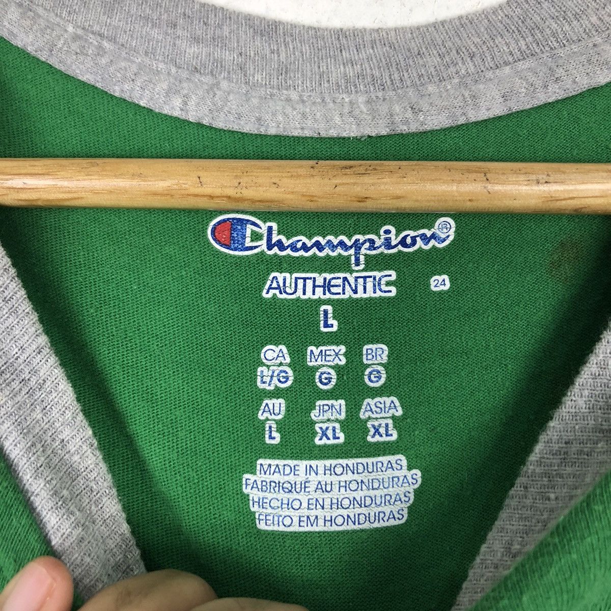 Japanese Brand Vintage Champion T-Shirt Green Colour Active Wear Rapper Wear Size US M / EU 48-50 / 2 - 10 Thumbnail