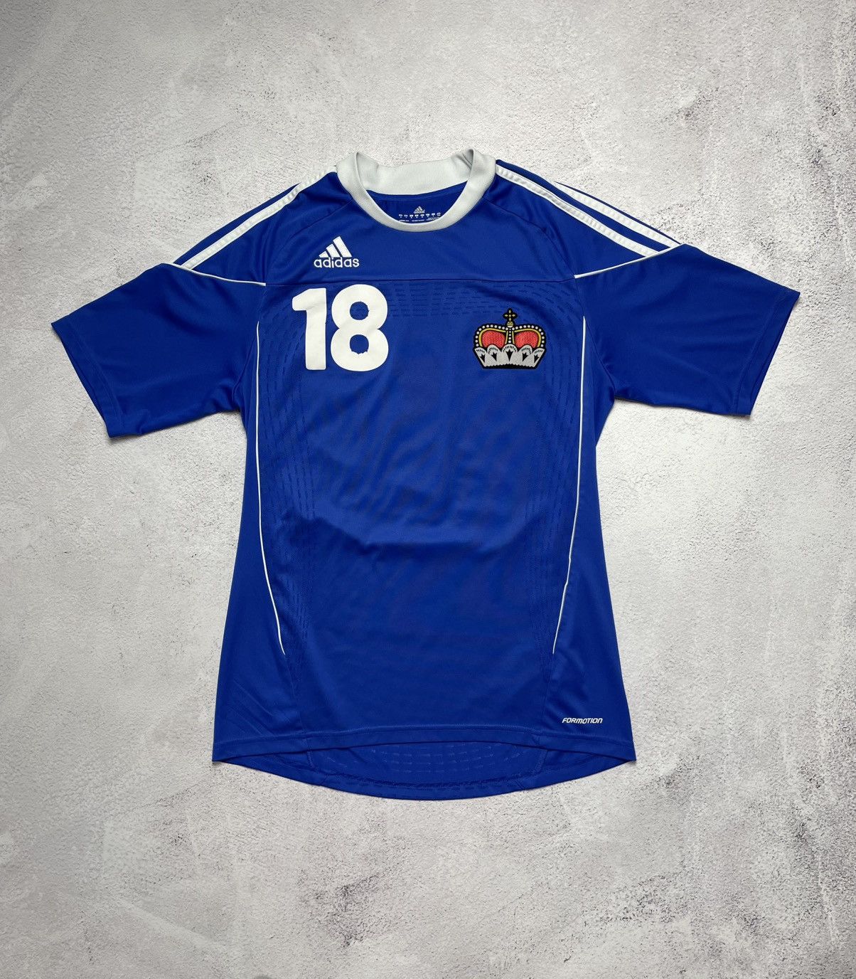 Adidas Liechtenstein 2010 maglia Adidas home #18 Size US M / EU 48-50 / 2 - 1 Thumbnail