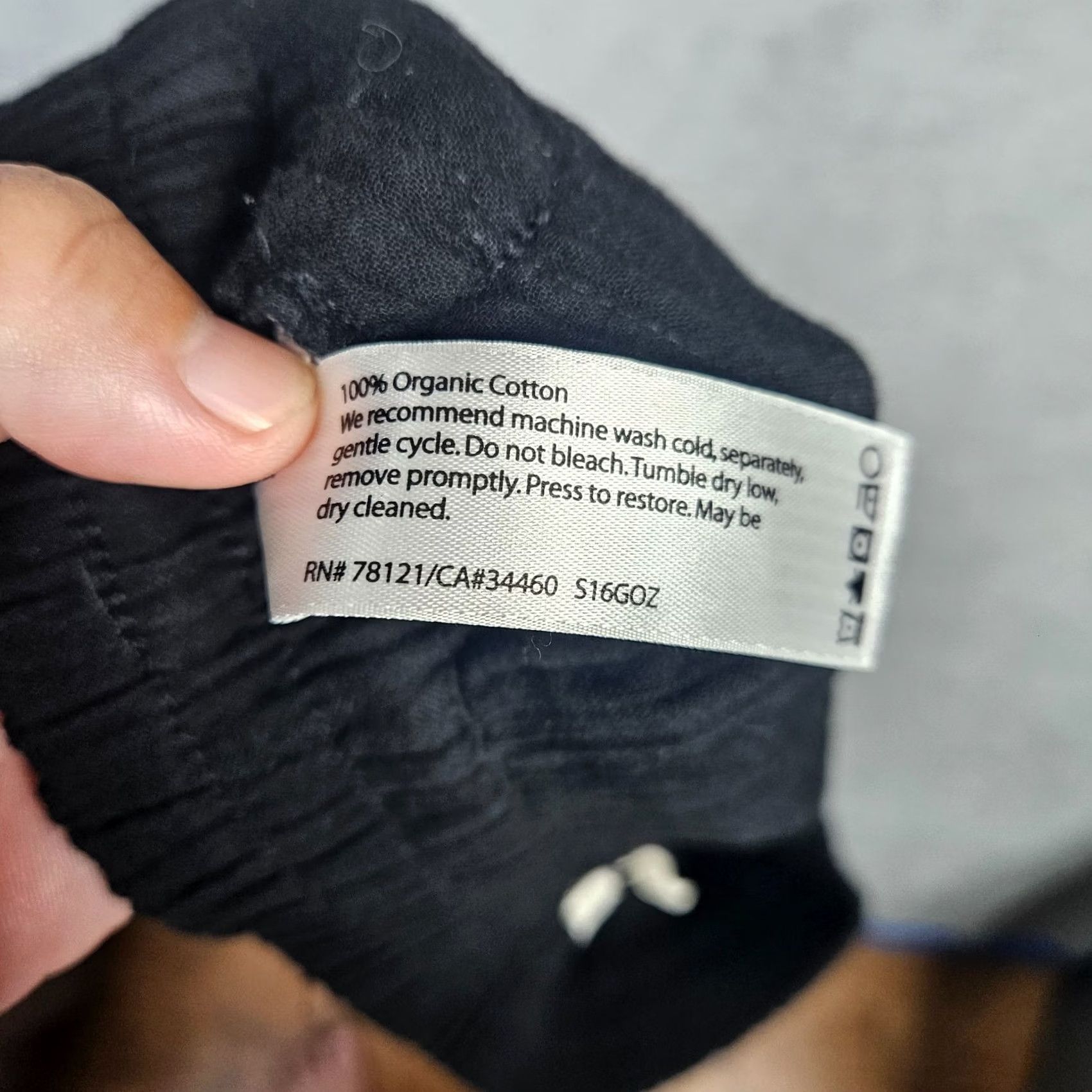 Eileen Fisher Eileen Fisher Women's Pants Casual Black XS Regular Front Flat Pull On Buttoned Crinkle Organic Cotton Viscose Easy Care Machine Washable Solid Retro? Size 26" / US 2 / IT 38 - 5 Thumbnail