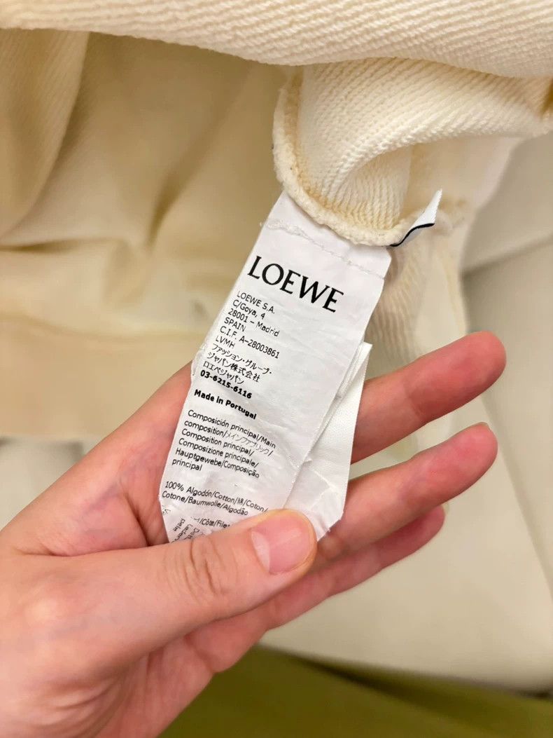 Loewe Loewe White hooded sweater, size L, with brown leather poc Size L / US 10 / IT 46 - 3 Thumbnail