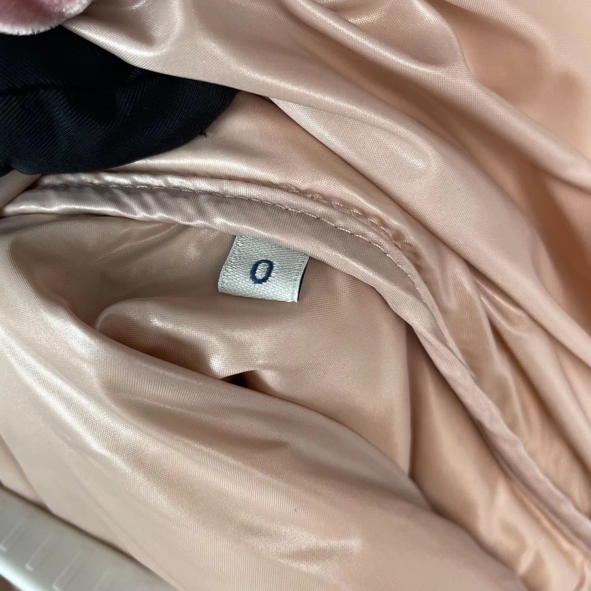 Moncler MONCLER velvet down jacket 0 mauve pink Size XS / US 0-2 / IT 36-38 - 5 Thumbnail