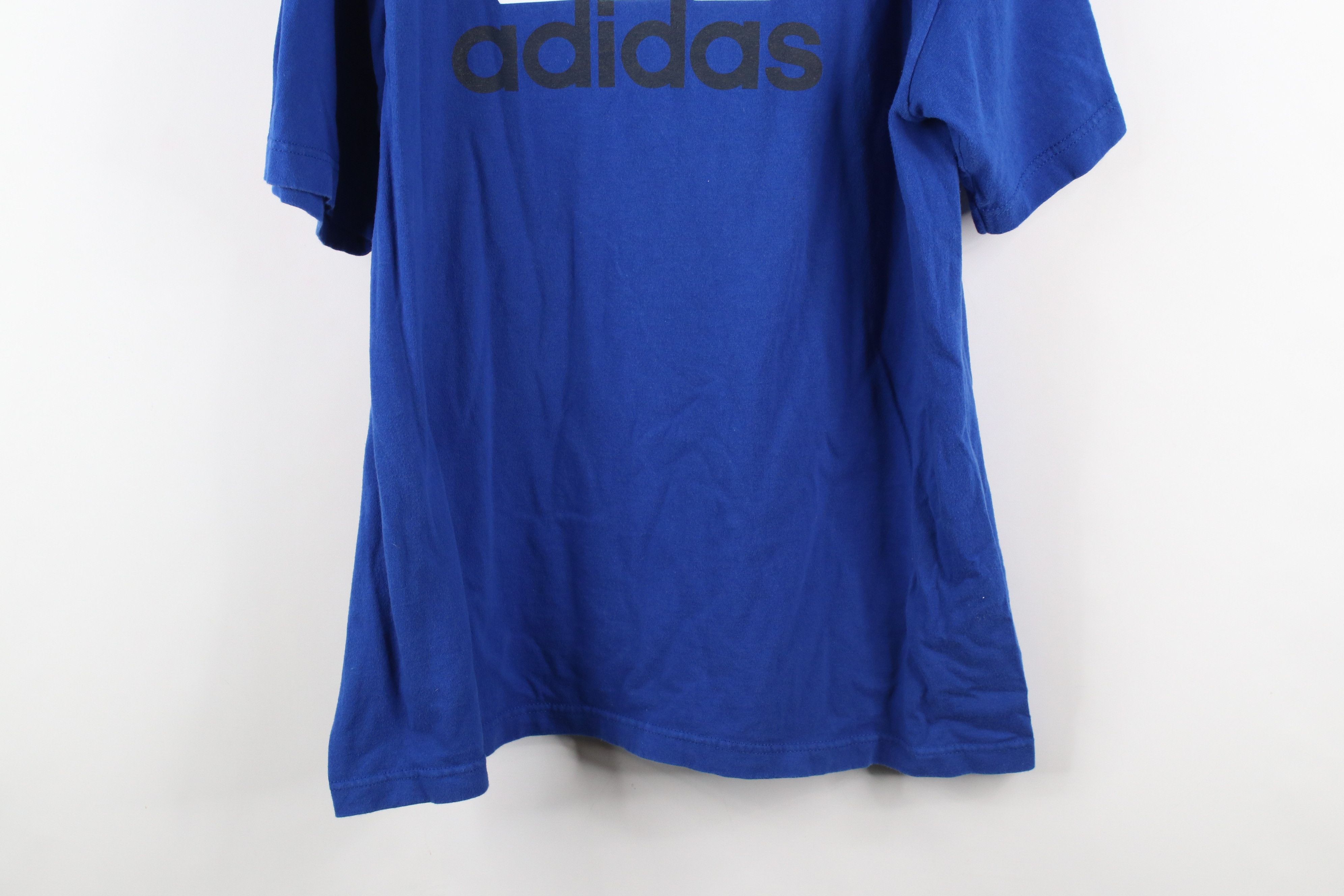 Adidas × Vintage Vintage Adidas Spell Madonna University Volleyball T-Shirt Size US L / EU 52-54 / 3 - 13 Thumbnail