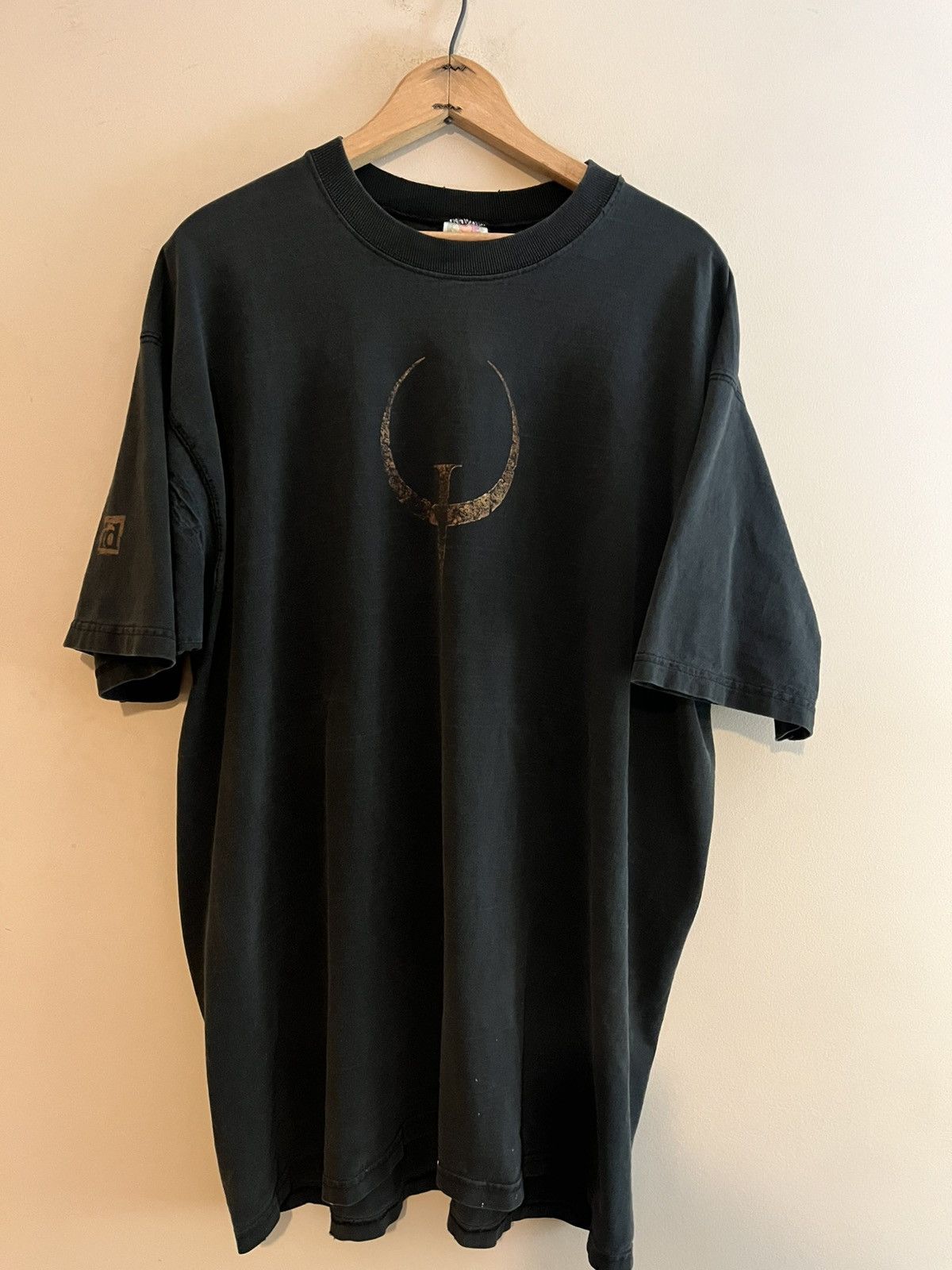 vintage 1996 Quake id software video game promo tee shirt