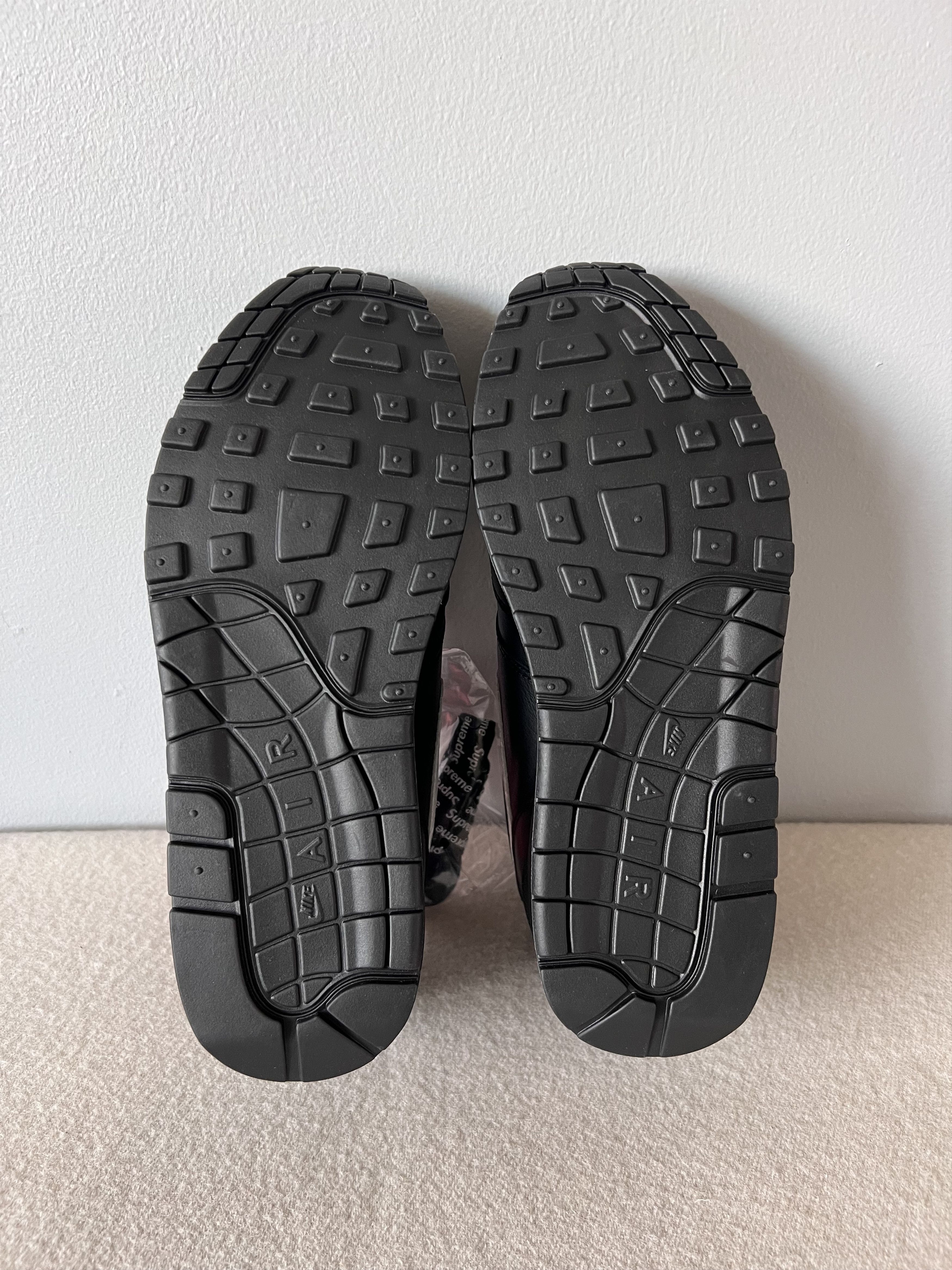 Nike × Supreme Supreme Nike Air Max 1 '87 SP in Black Size US 12 / EU 45 - 6 Thumbnail