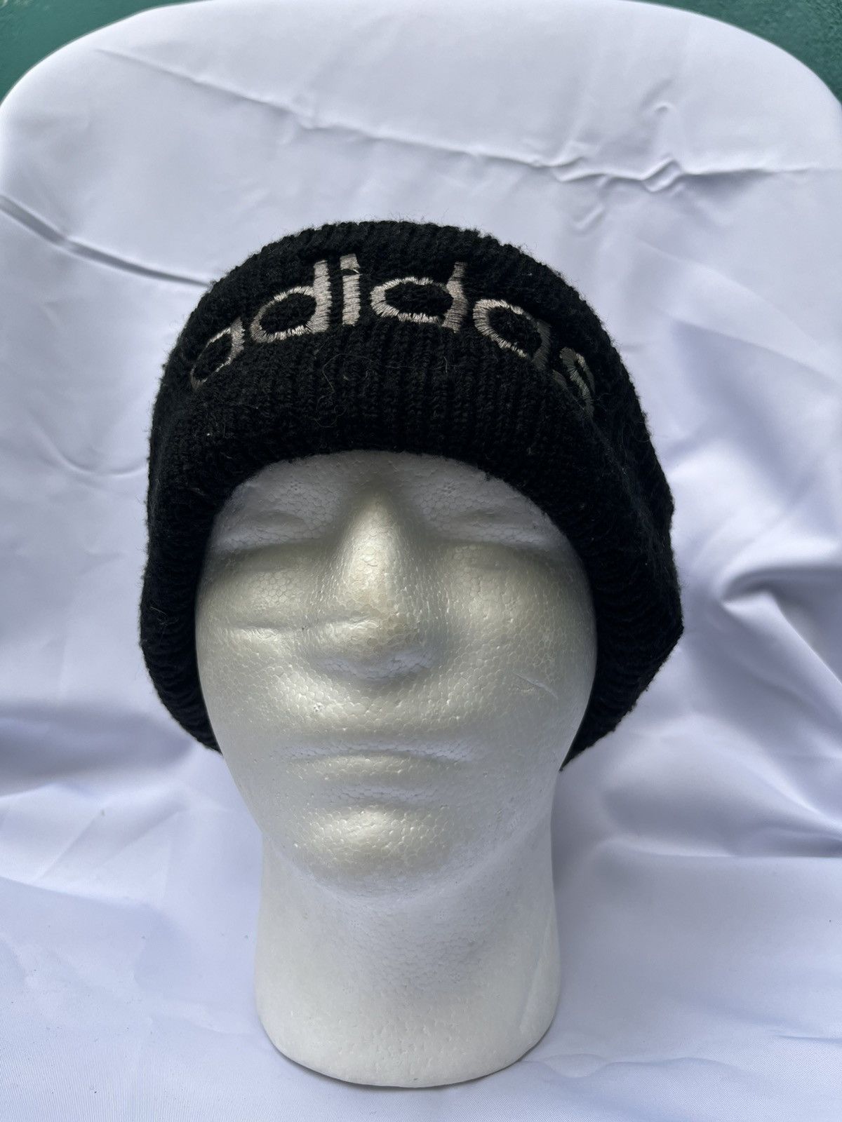 Adidas Vintage Adidas Big Logo Beanie Hats Size ONE SIZE - 1 Thumbnail