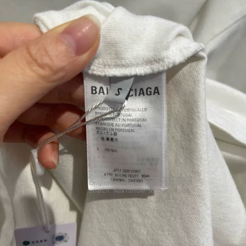 Balenciaga Balenciaga Short Sleeve with Shield and Scissors Pattern Size US S / EU 44-46 / 1 - 4 Thumbnail
