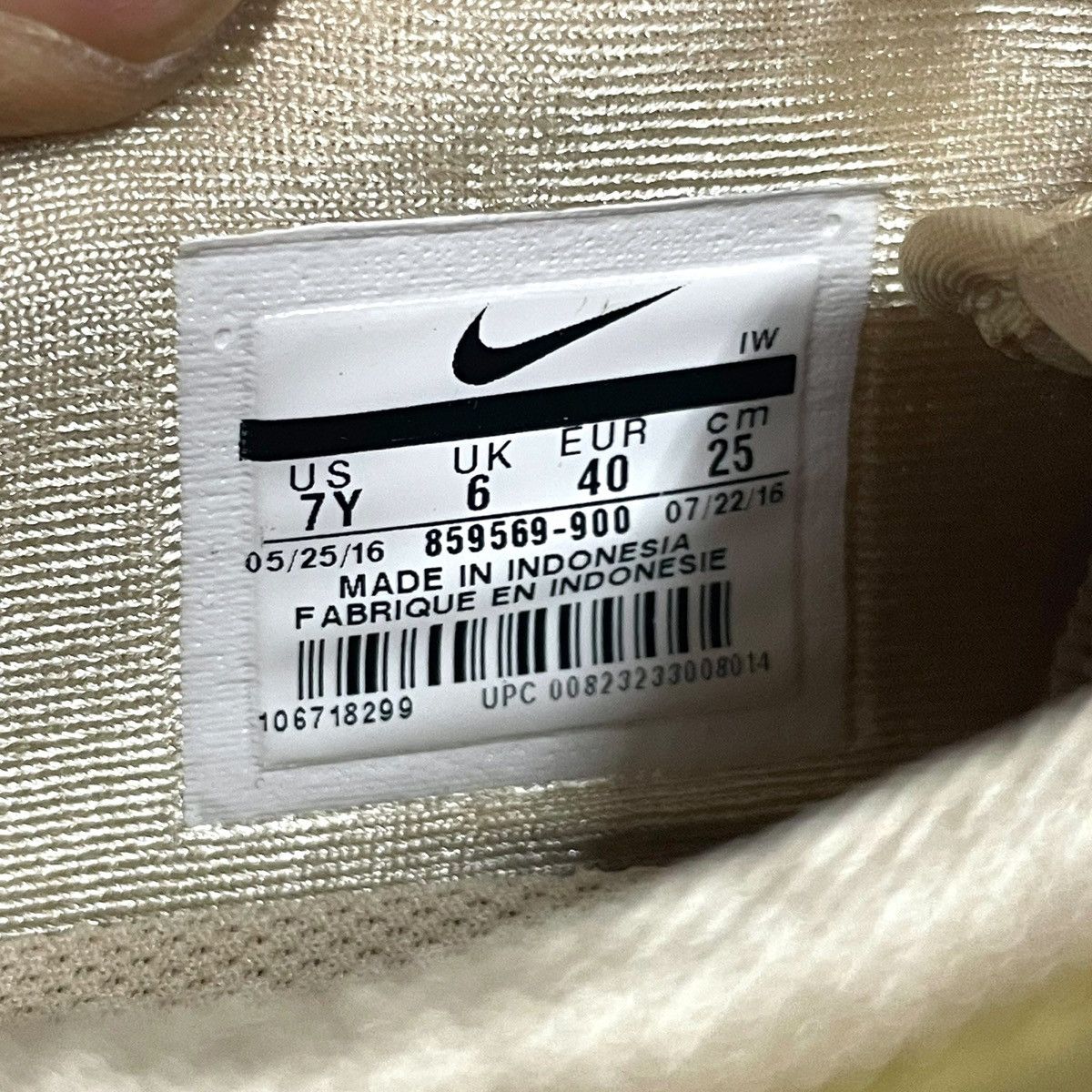Nike NIKE Cortez Se GS 'Gold Star' Size US 7 / EU 40 - 16 Thumbnail