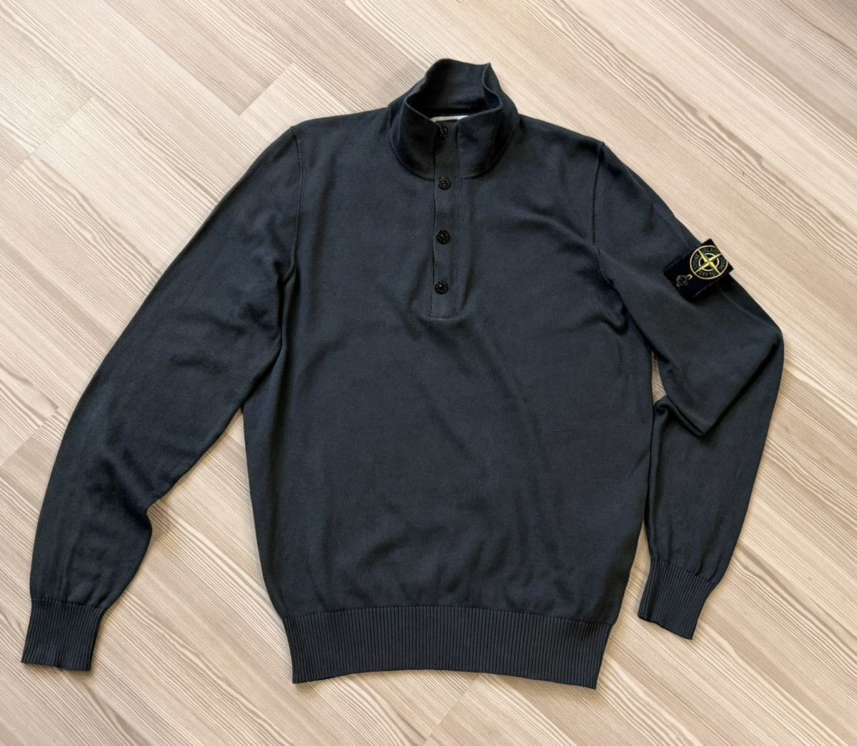Stone Island Stone Island Quarter Button Mock Neck Jumper Charcoal S/M Size US S / EU 44-46 / 1 - 8 Thumbnail