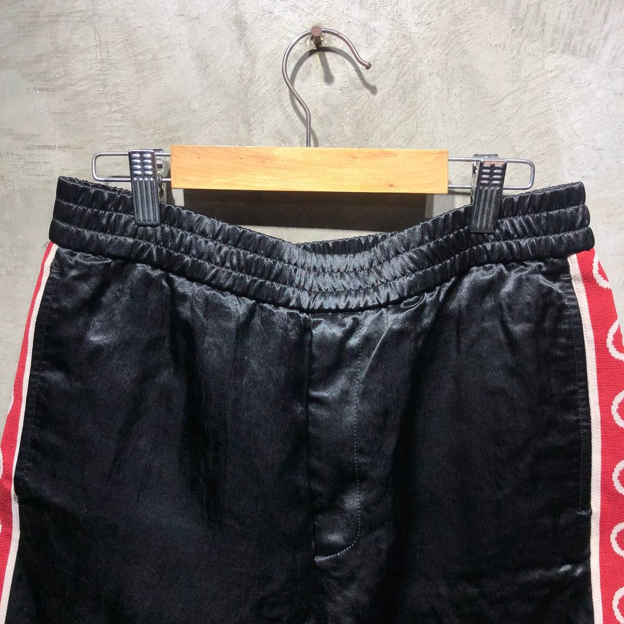 Gucci Gucci Acetate Stripe shorts Size US 33 - 2 Thumbnail