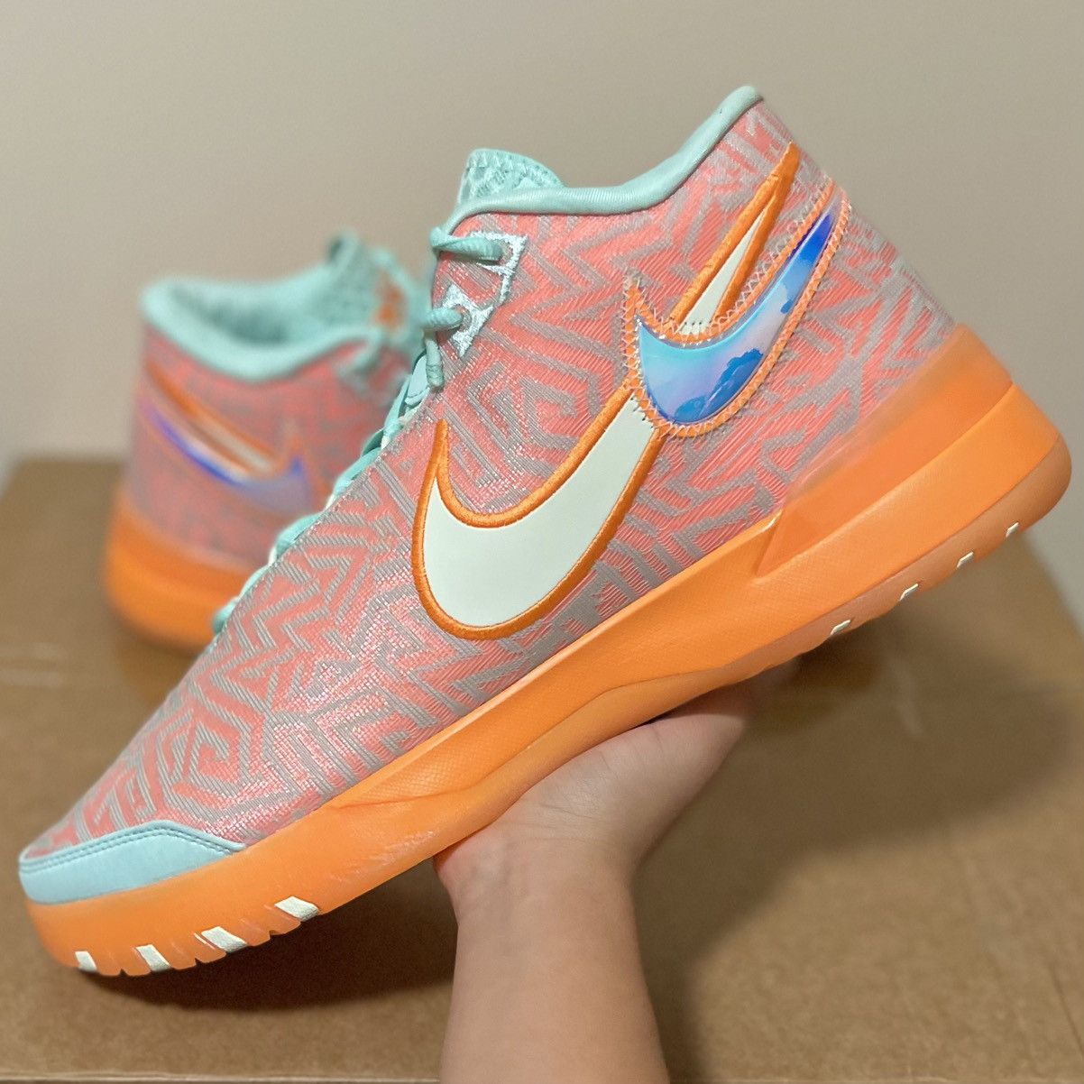 Nike Nike Zoom LeBron NXXT Genisus Citrus Mint Men's Size 14 Size US 14 / EU 47 - 1 Thumbnail