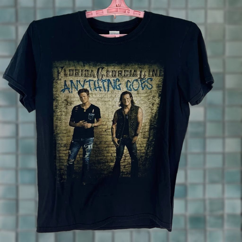 Gildan Florida Georgia Line Band T Shirt Mens Size M Black Anything Goes Tour Graphic Size US M / EU 48-50 / 2 - 1 Thumbnail