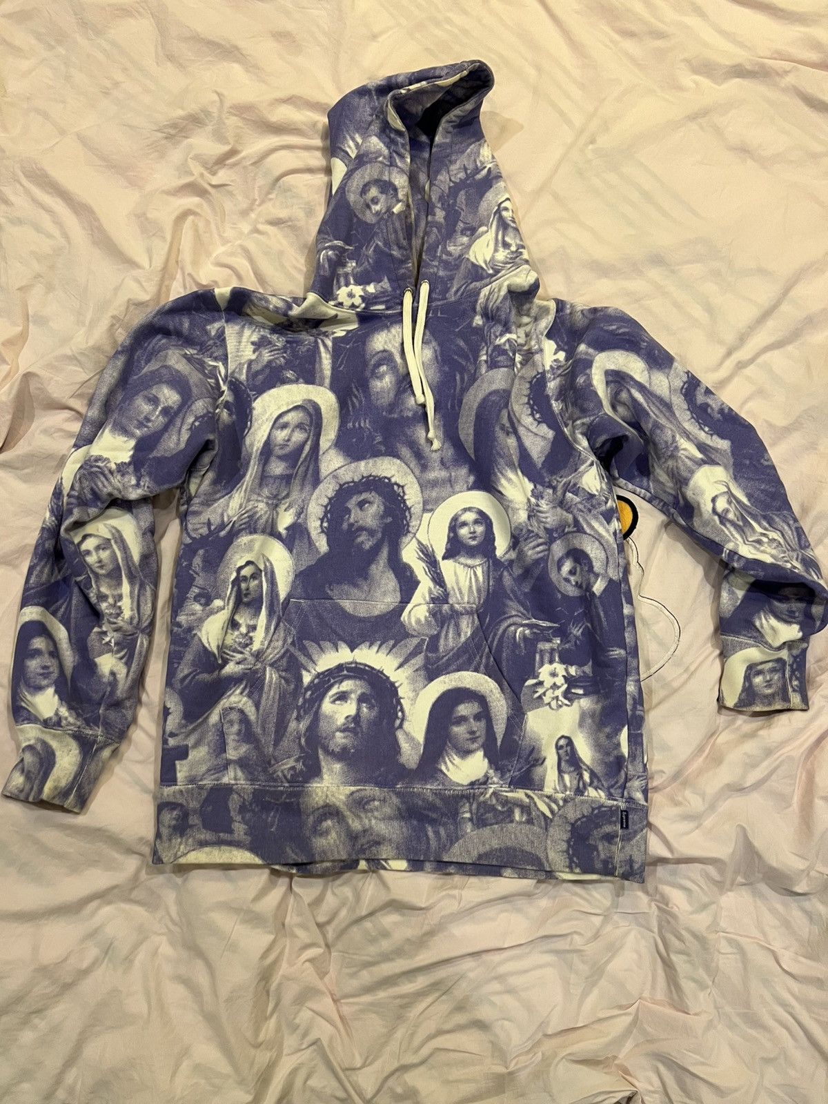 トップス Supreme Jesus and Mary Hooded Sweatshirt Supreme Jesus and Mary Hooded Sweatshirt Gold Men's - FW18 - US