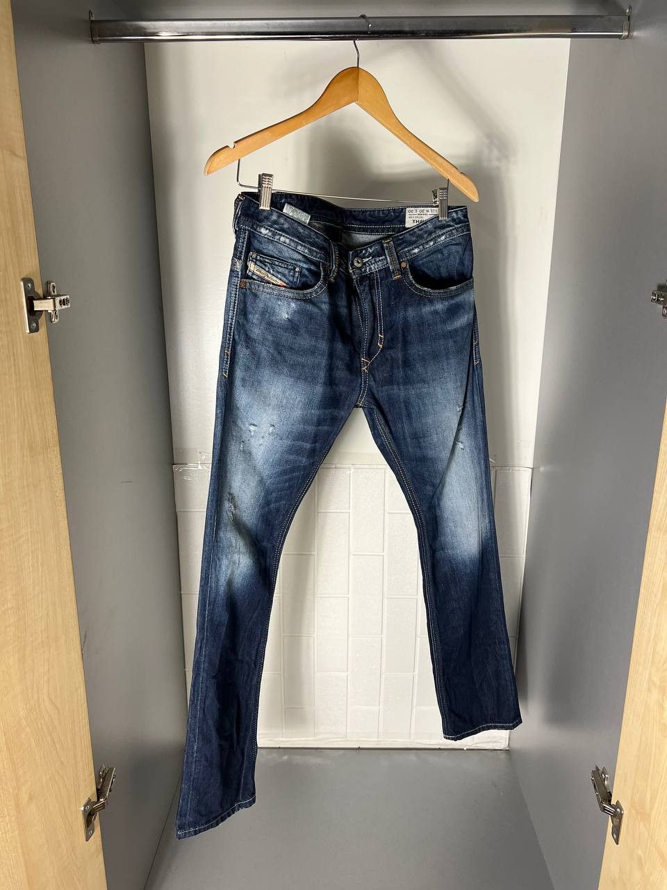 Diesel VINTAGE DIESEL INDUSTRY DENIM DIVISION DESIGNER JEANS RETRO Size US 30 / EU 46 - 6 Thumbnail