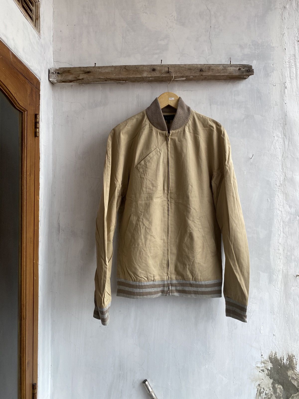 A.P.C. vintage bomber cd83 Size US M / EU 48-50 / 2 - 1 Thumbnail