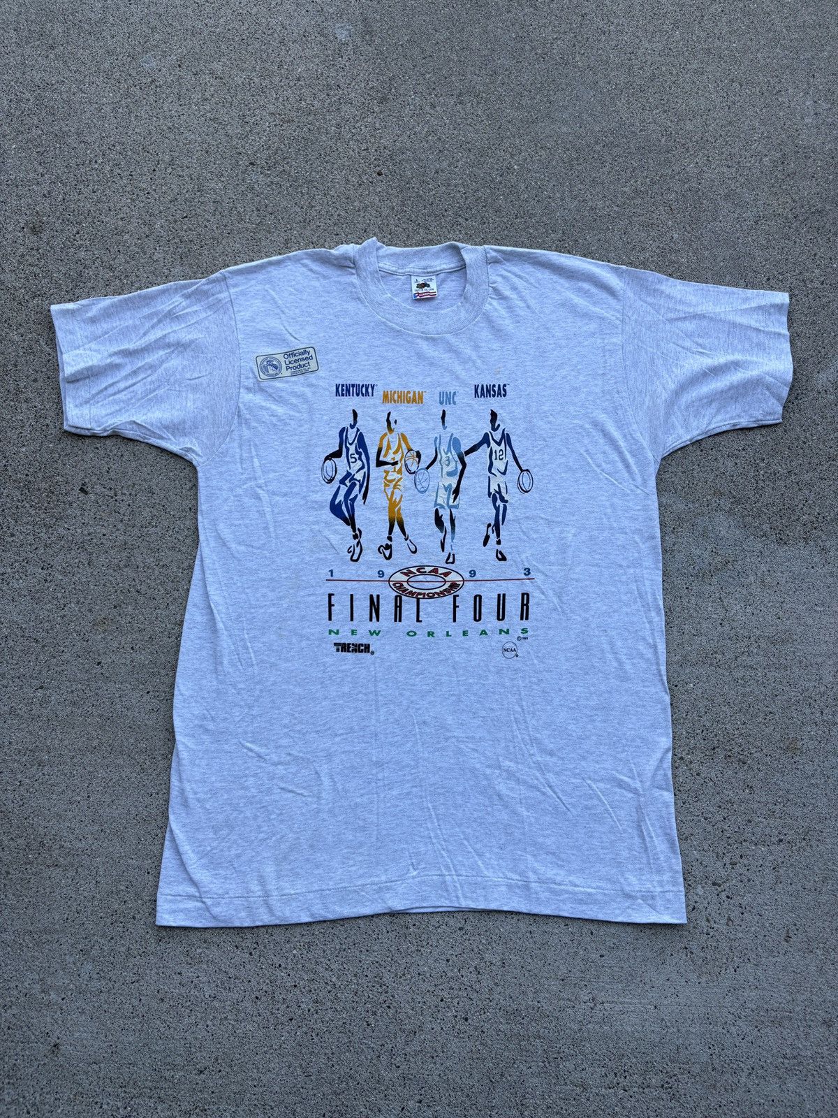 NCAA Vintage 1993 Trench NCAA Final Four Tournament T-Shirt Sz. L Size US XL / EU 56 / 4 - 1 Thumbnail