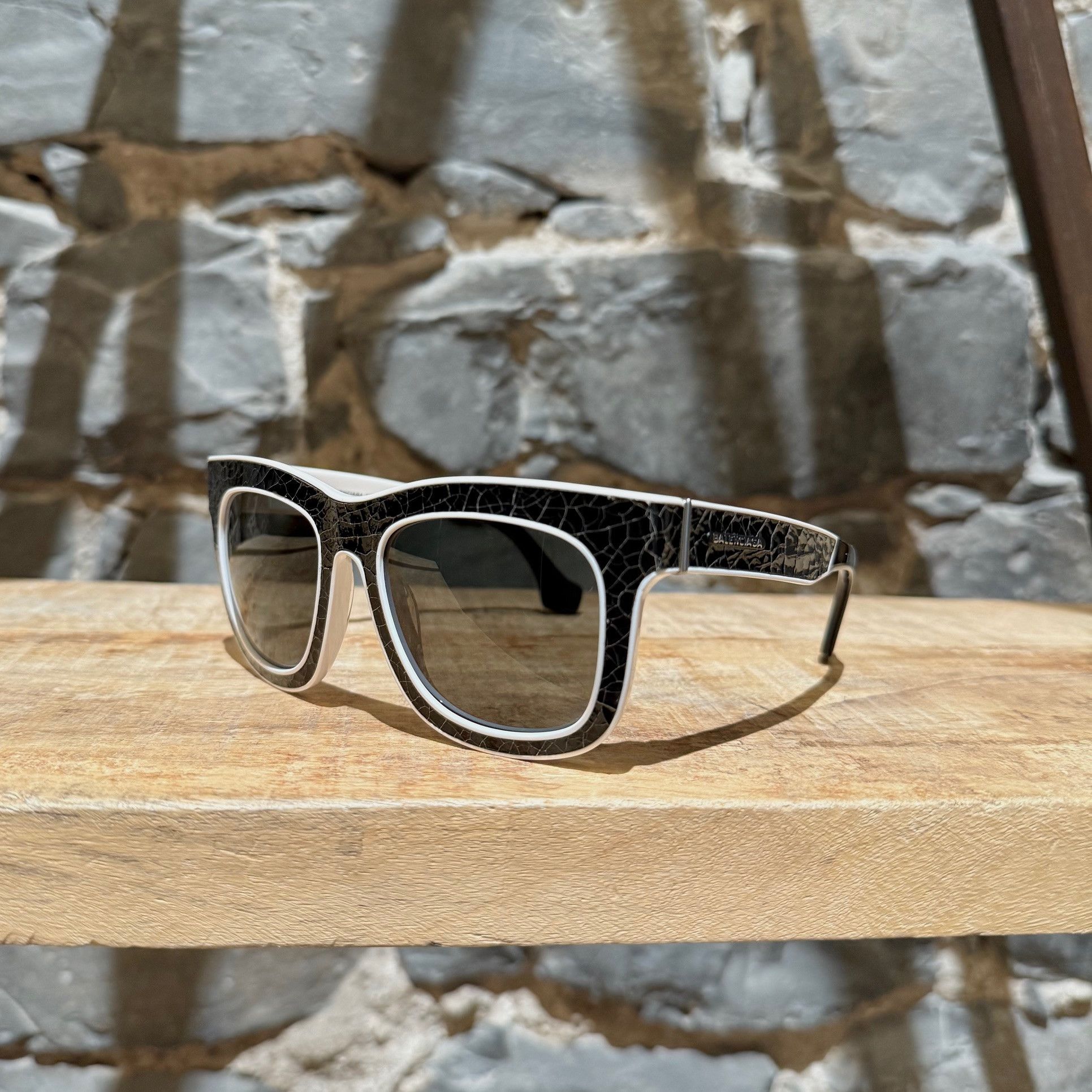 Balenciaga Balenciaga BA 0009 Cracked Effect Black White Sunglasses Size ONE SIZE - 3 Thumbnail
