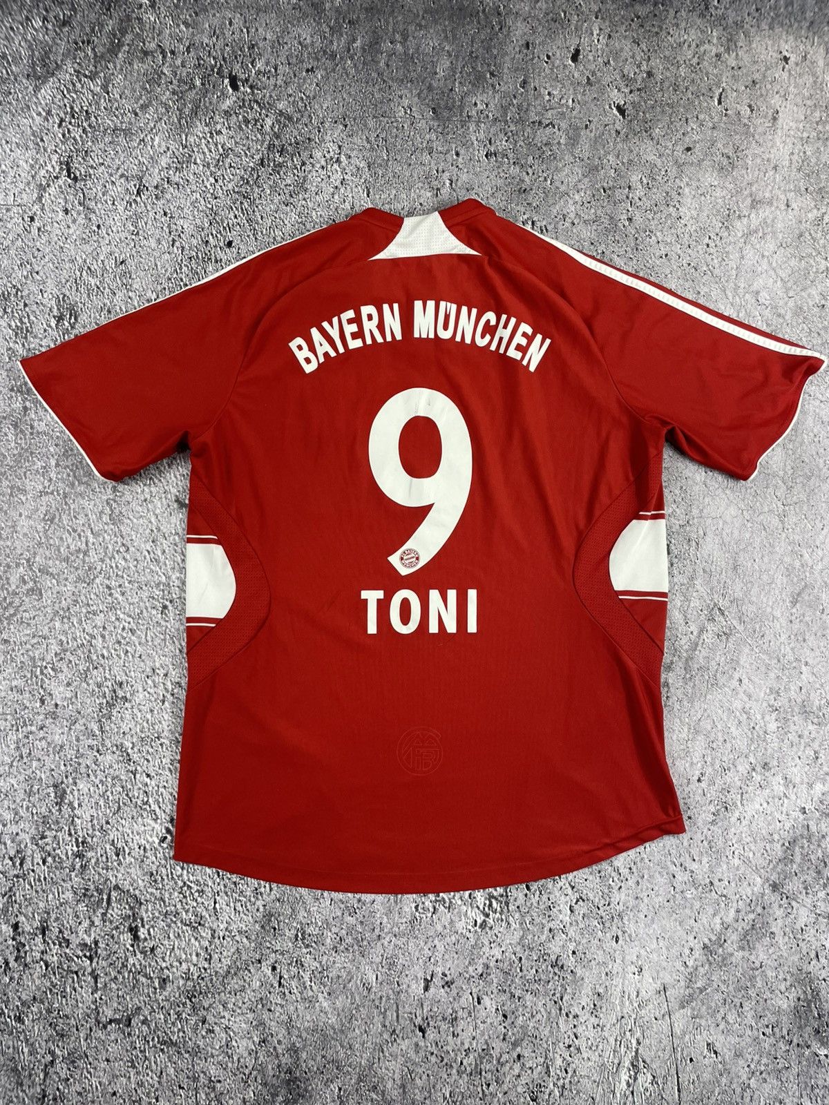 Adidas Vintage Adidas Bayern Munchen Luca Toni #9 Football Jersey Size US L / EU 52-54 / 3 - 1 Thumbnail