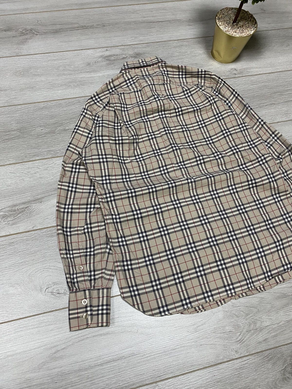 Burberry Burberry over check London shirt nova buttons up Size M / US 6-8 / IT 42-44 - 3 Thumbnail