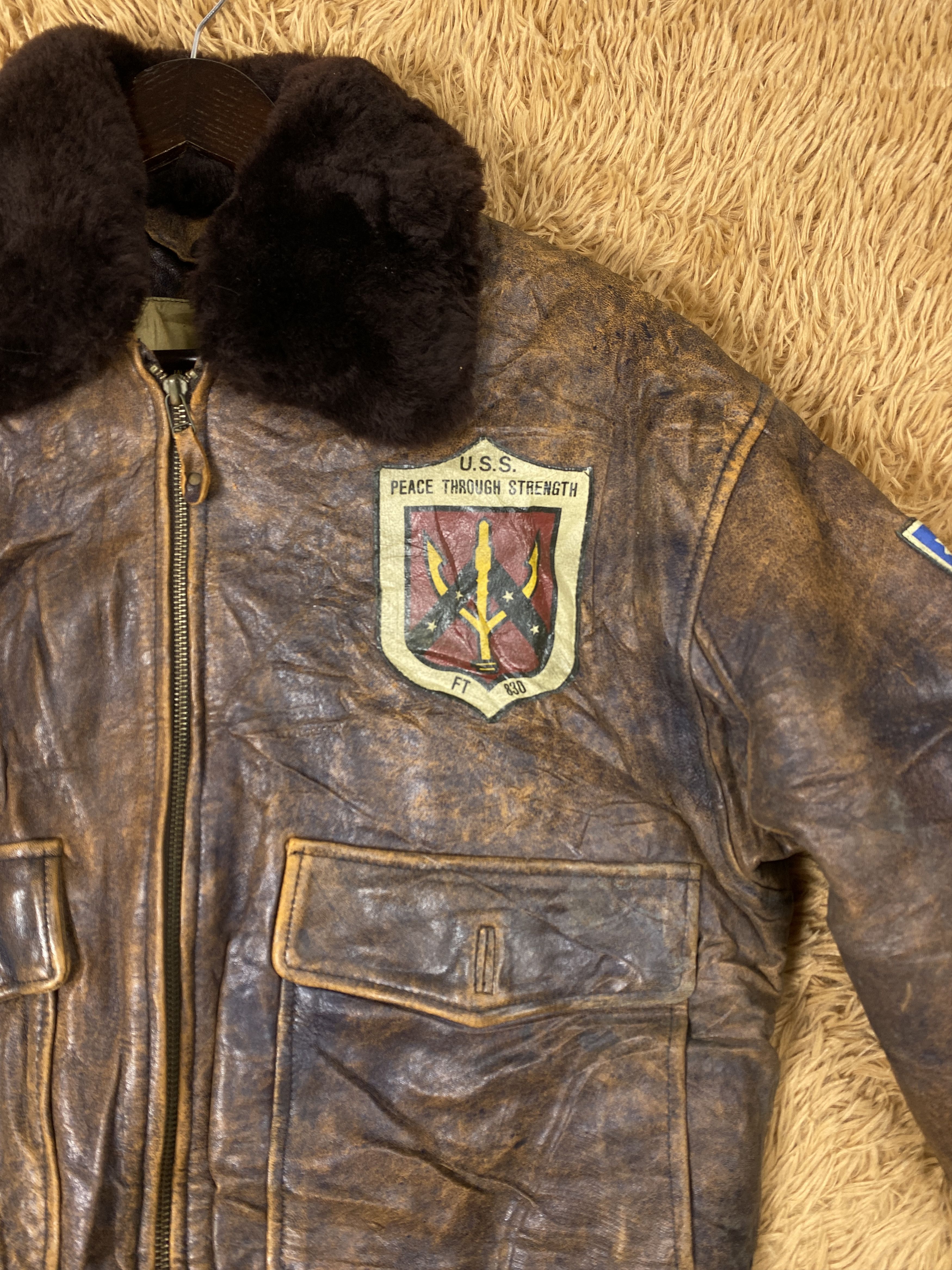 Vintage Vintage US Navy Military Flight Leather Jacket PJ2569 Size US M / EU 48-50 / 2 - 5 Thumbnail