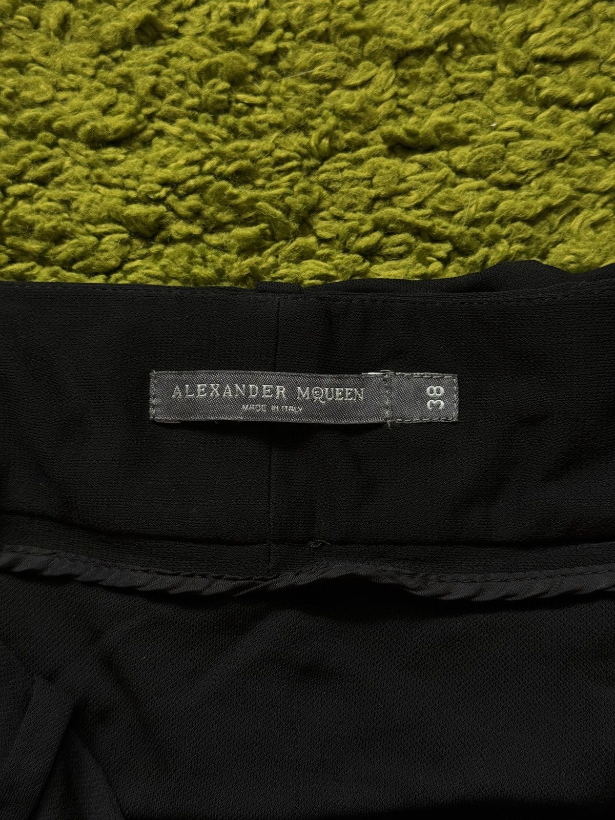 Alexander McQueen Alexander McQueen S/S 2008 cropped harem pants Size 27" / US 4 / IT 40 - 4 Thumbnail