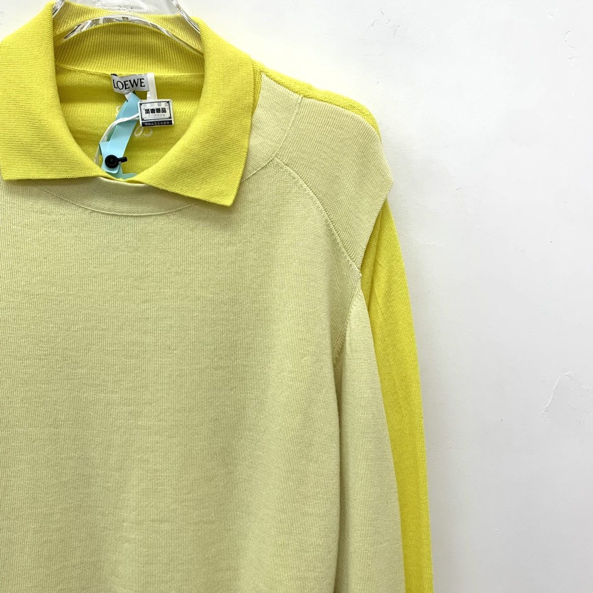 Loewe Loewe Yellow Logo Embroidered Wool Knit Sweater K26WX Size L / US 10 / IT 46 - 3 Thumbnail