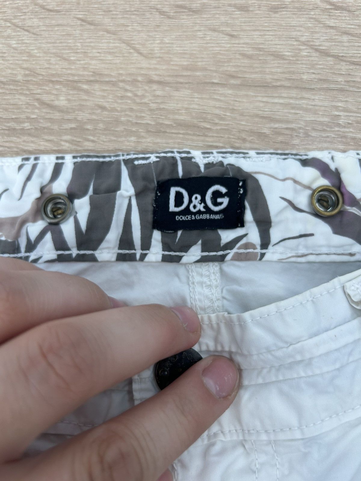 Dolce & Gabbana Vintage Dolce Gabbana Bermuda White Shorts Size US 34 / EU 50 - 6 Thumbnail