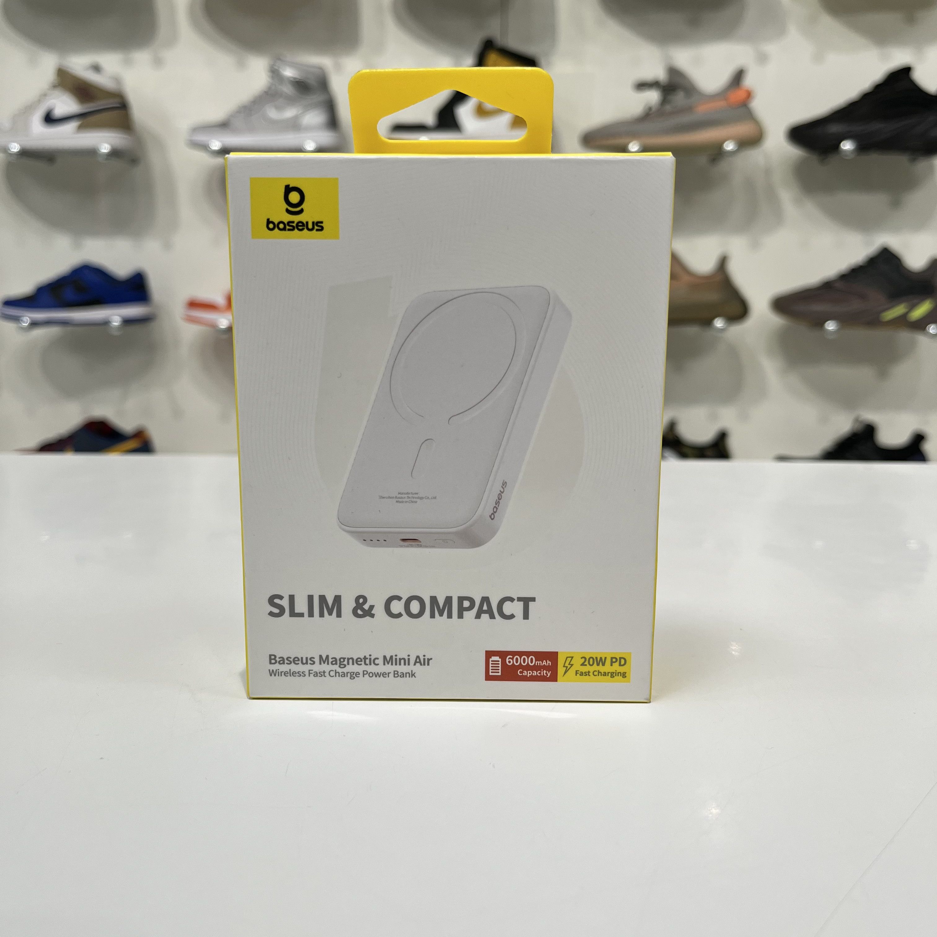 Other Baseus MagSafe Powerbank White Size ONE SIZE - 1 Preview