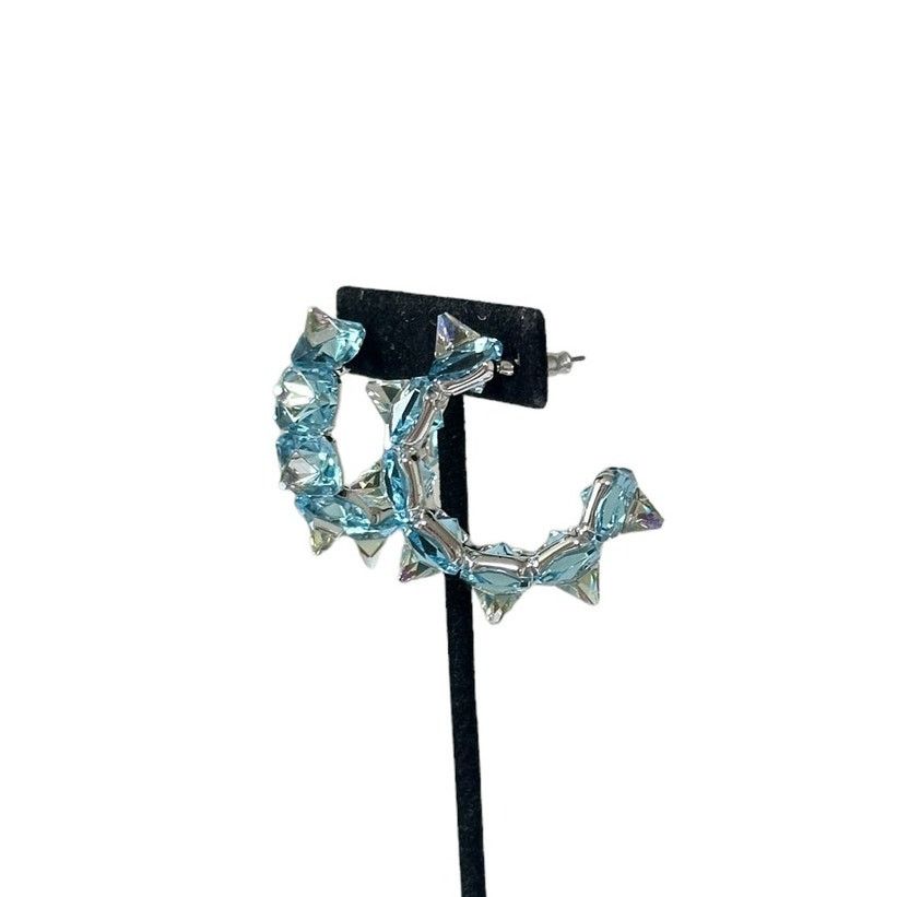 Swarovski Swarovski Ortyx hoop earrings Pyramid cut, Blue Size ONE SIZE - 3 Thumbnail