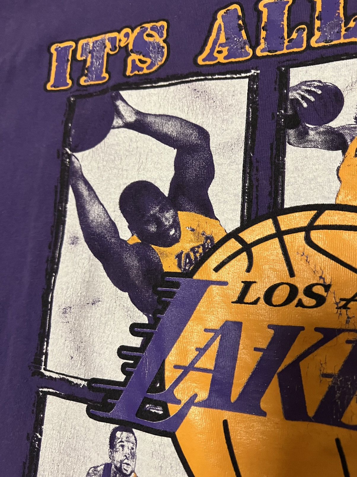 NBA × Vintage Vintage Lakers 3 Peat NBA Champions Kobe Shaq Shirt size 2XL Size US XXL / EU 58 / 5 - 6 Thumbnail