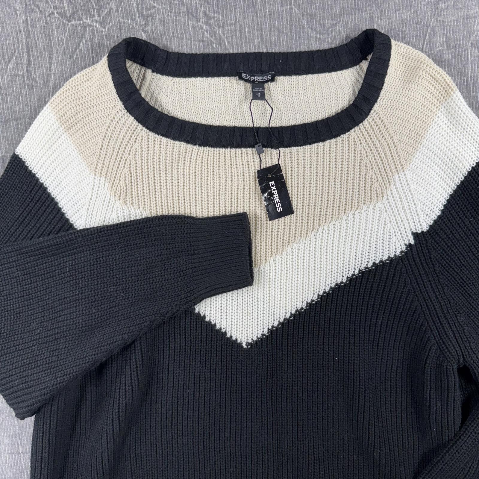 Express Express Sweater Women's M Black White NWT Chevron Oversized Size M / US 6-8 / IT 42-44 - 1 Thumbnail